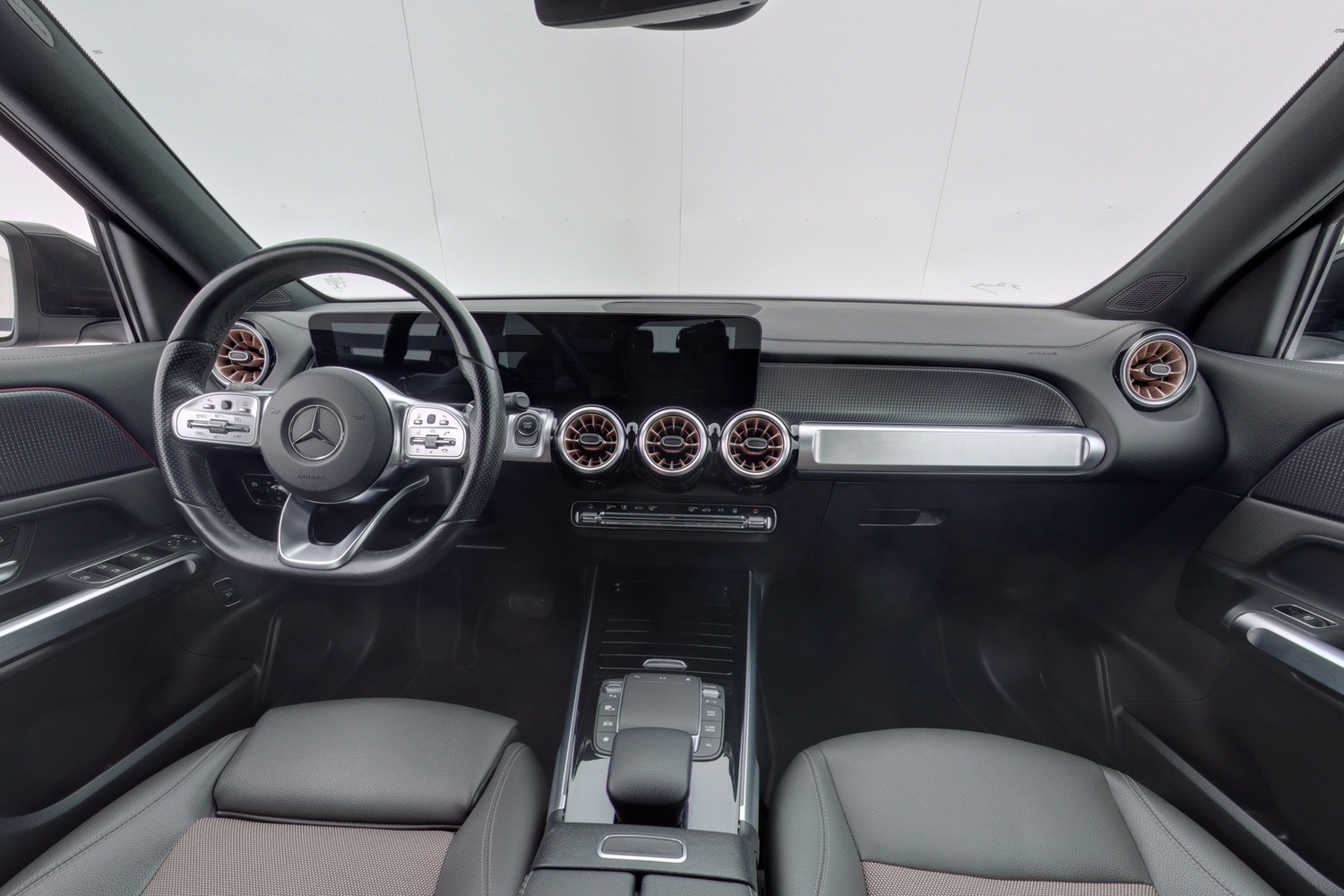 Mercedes-Benz EQB vaihtoauto