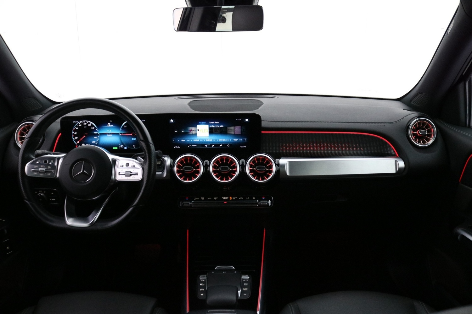 Mercedes-Benz EQB vaihtoauto