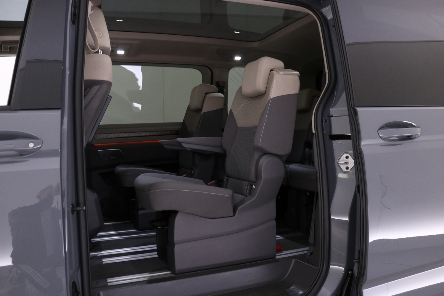Volkswagen Multivan vaihtoauto