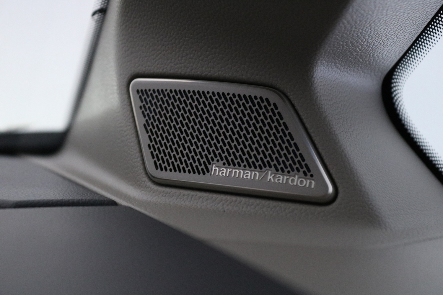 Volkswagen Multivan vaihtoauto