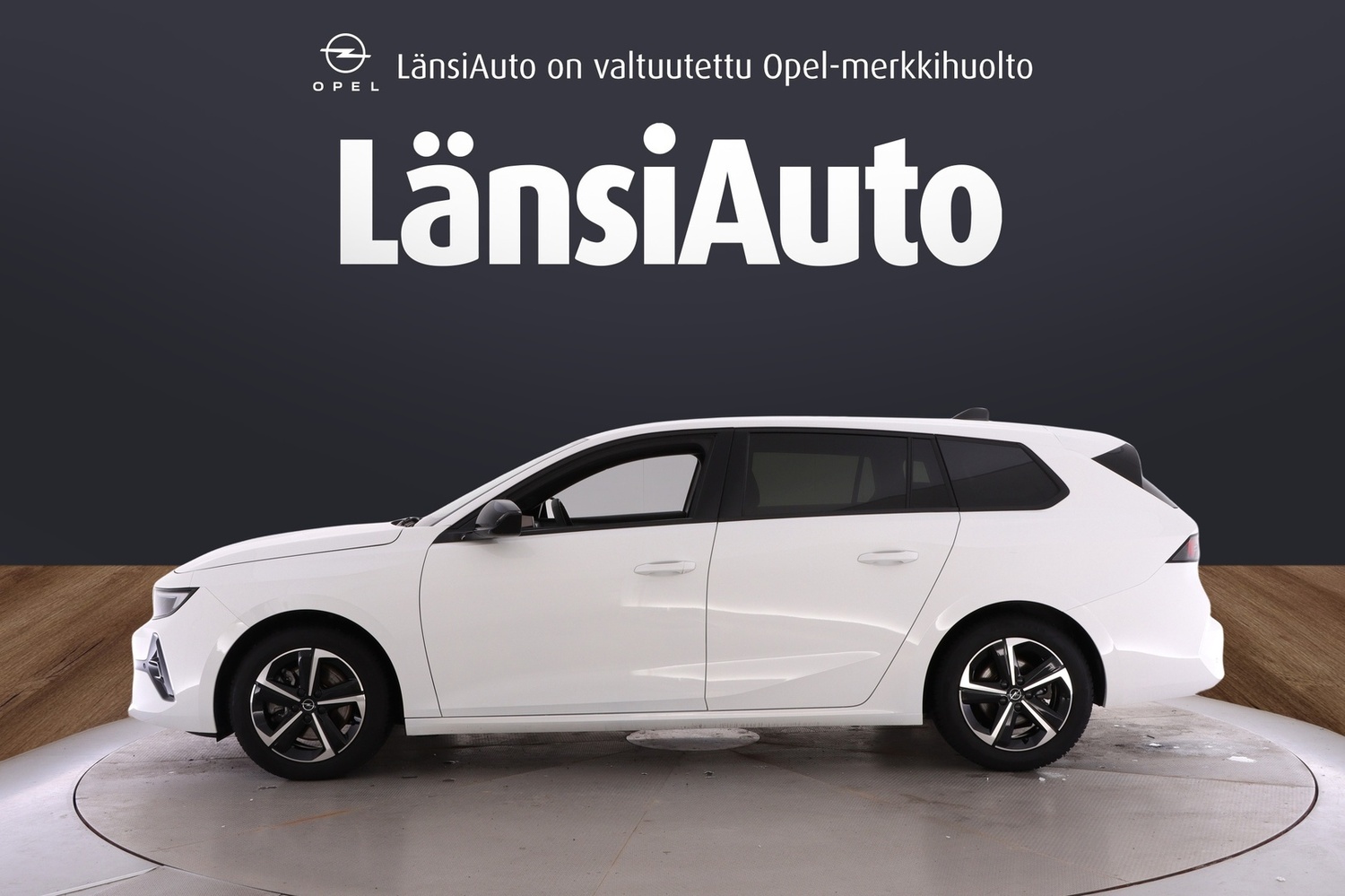 Opel Astra vaihtoauto