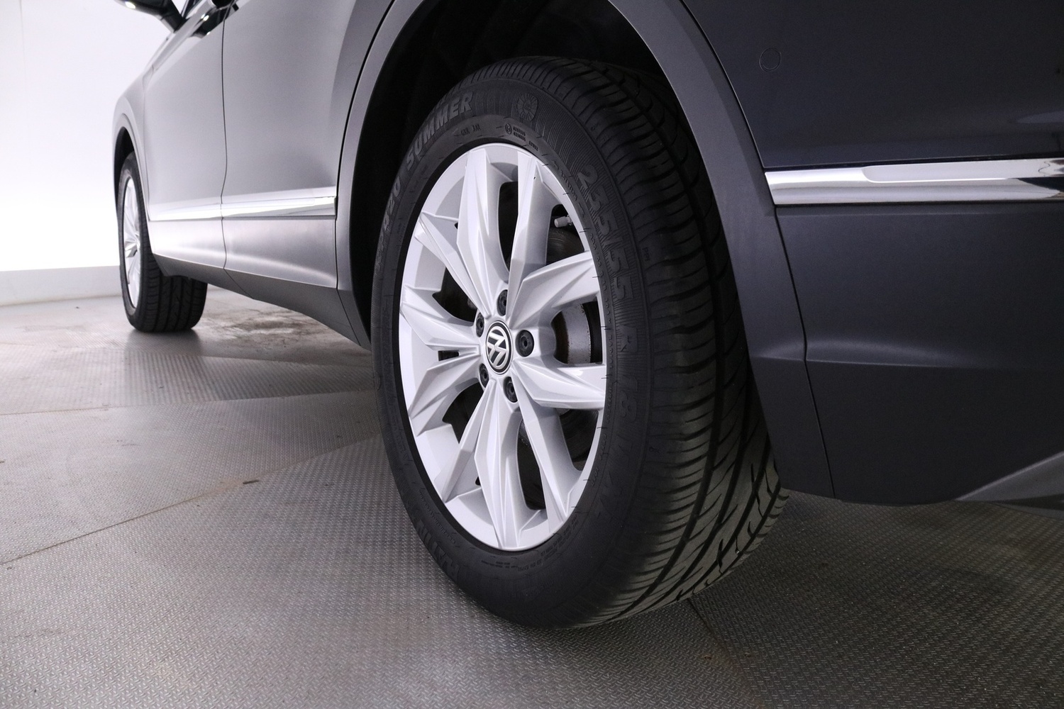 Volkswagen Tiguan vaihtoauto