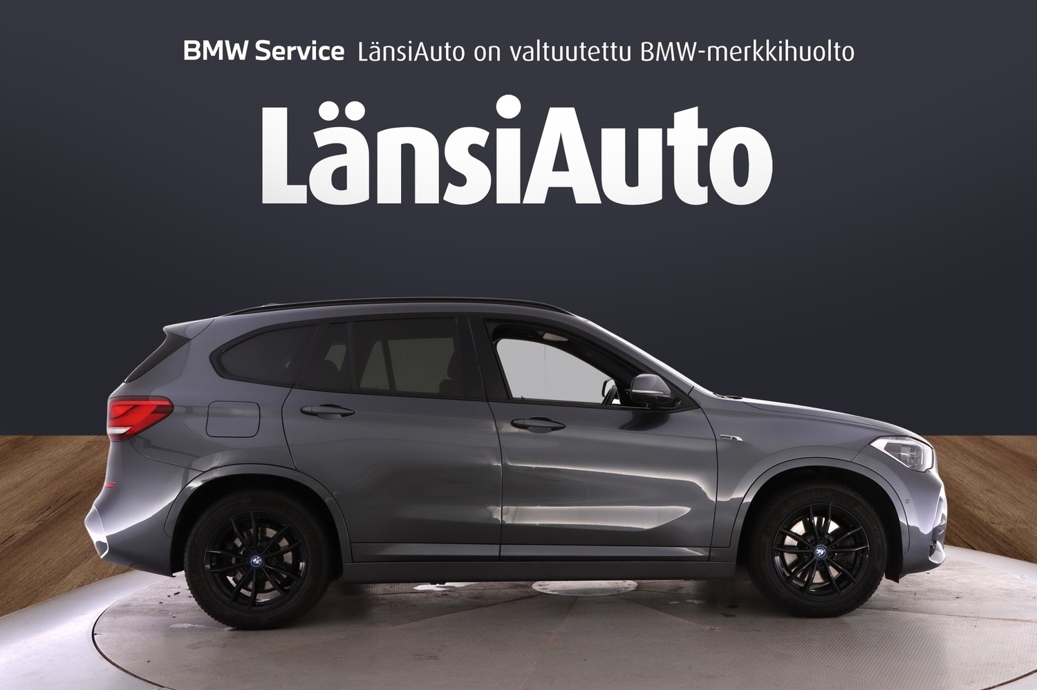 BMW X1 vaihtoauto