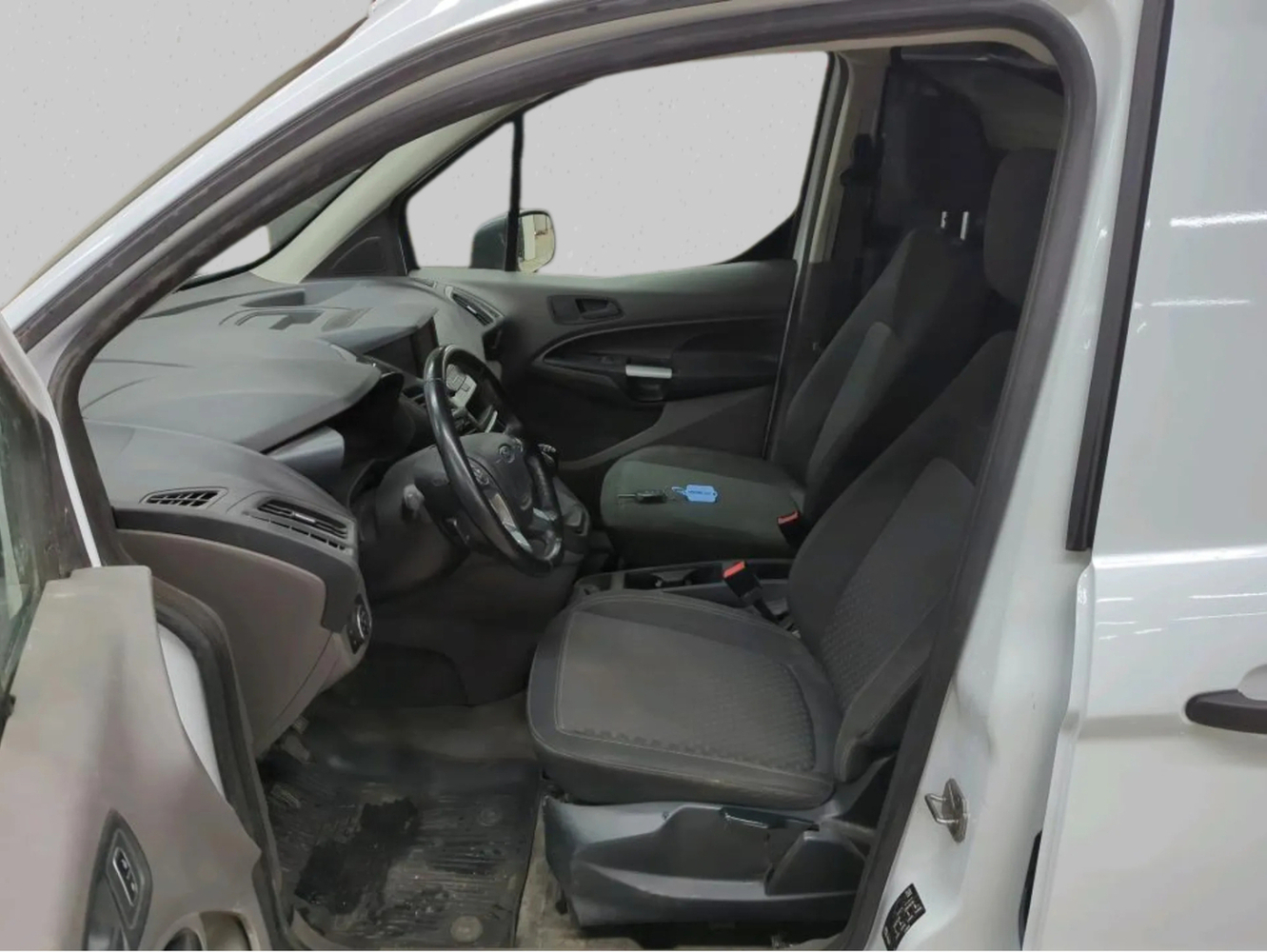 Ford Transit Connect vaihtoauto