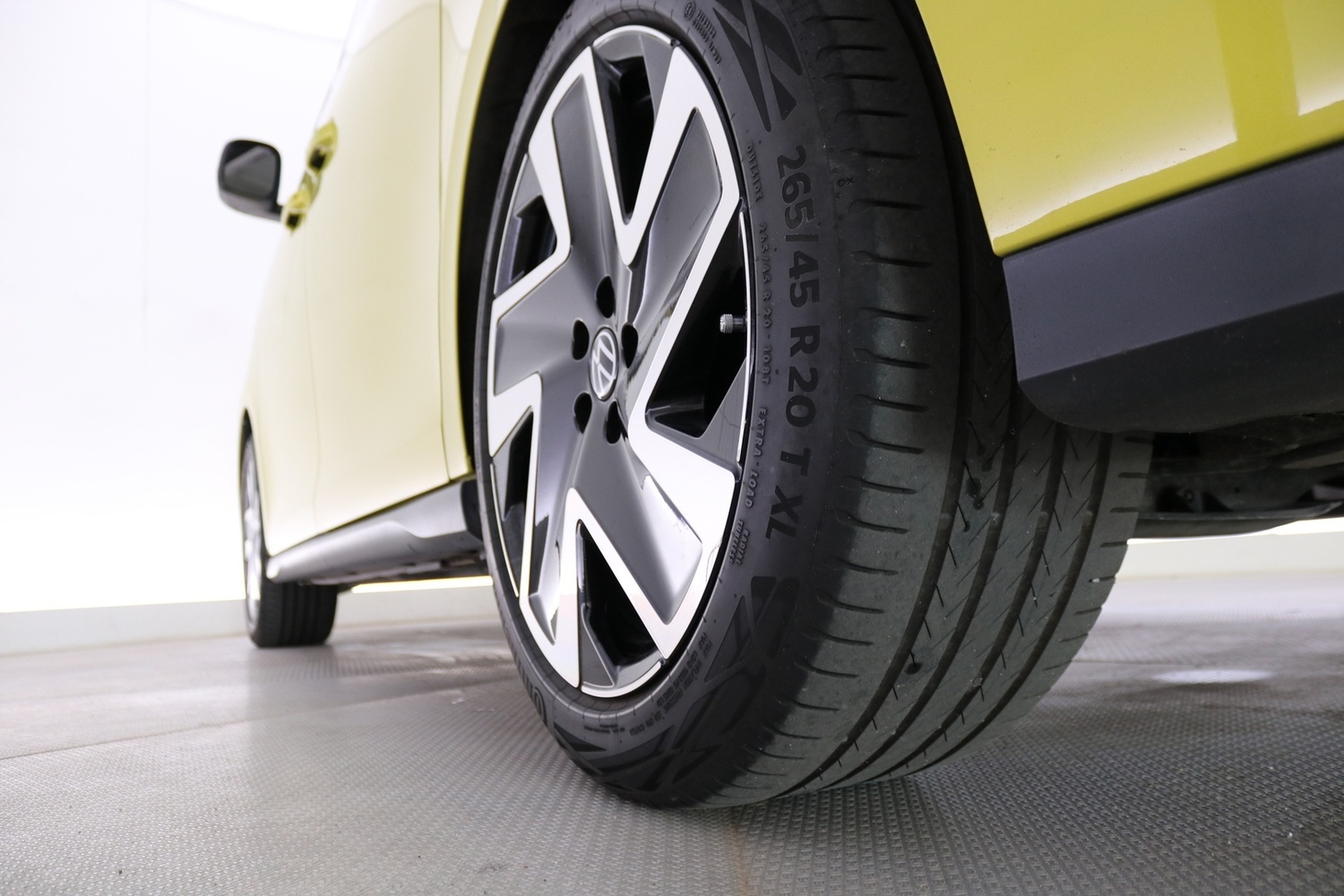 Volkswagen ID. Buzz vaihtoauto