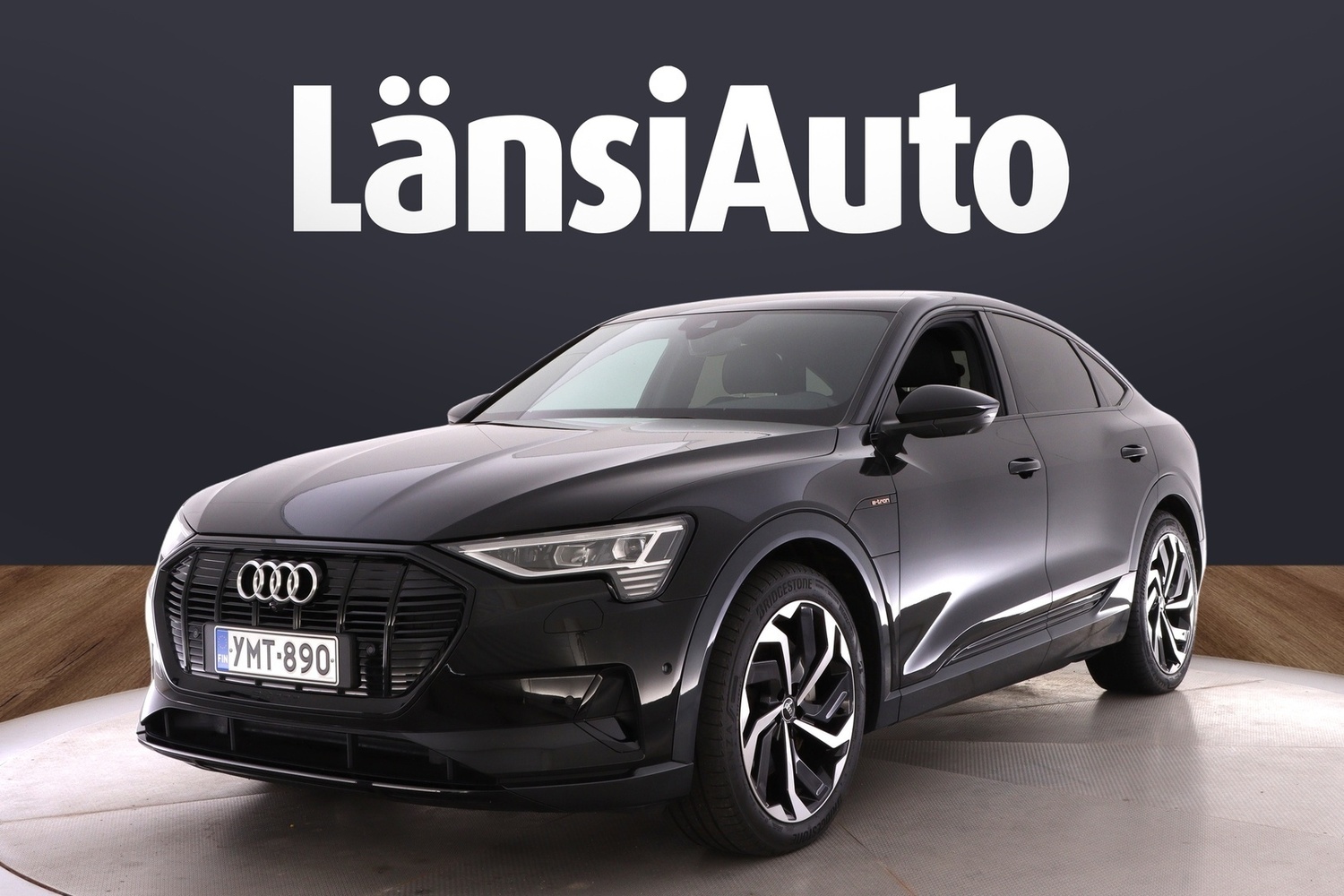 Audi e-tron vaihtoauto