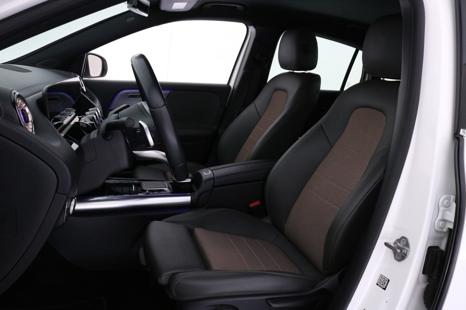 Mercedes-Benz EQA vaihtoauto