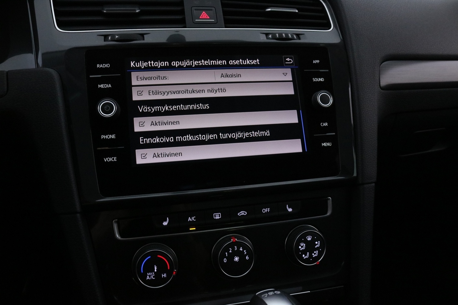 Volkswagen Golf vaihtoauto