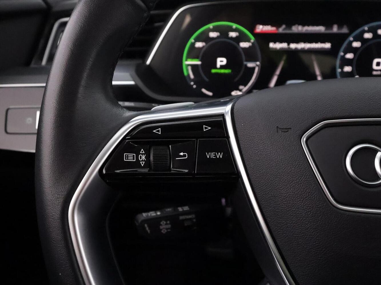 Audi e-tron vaihtoauto