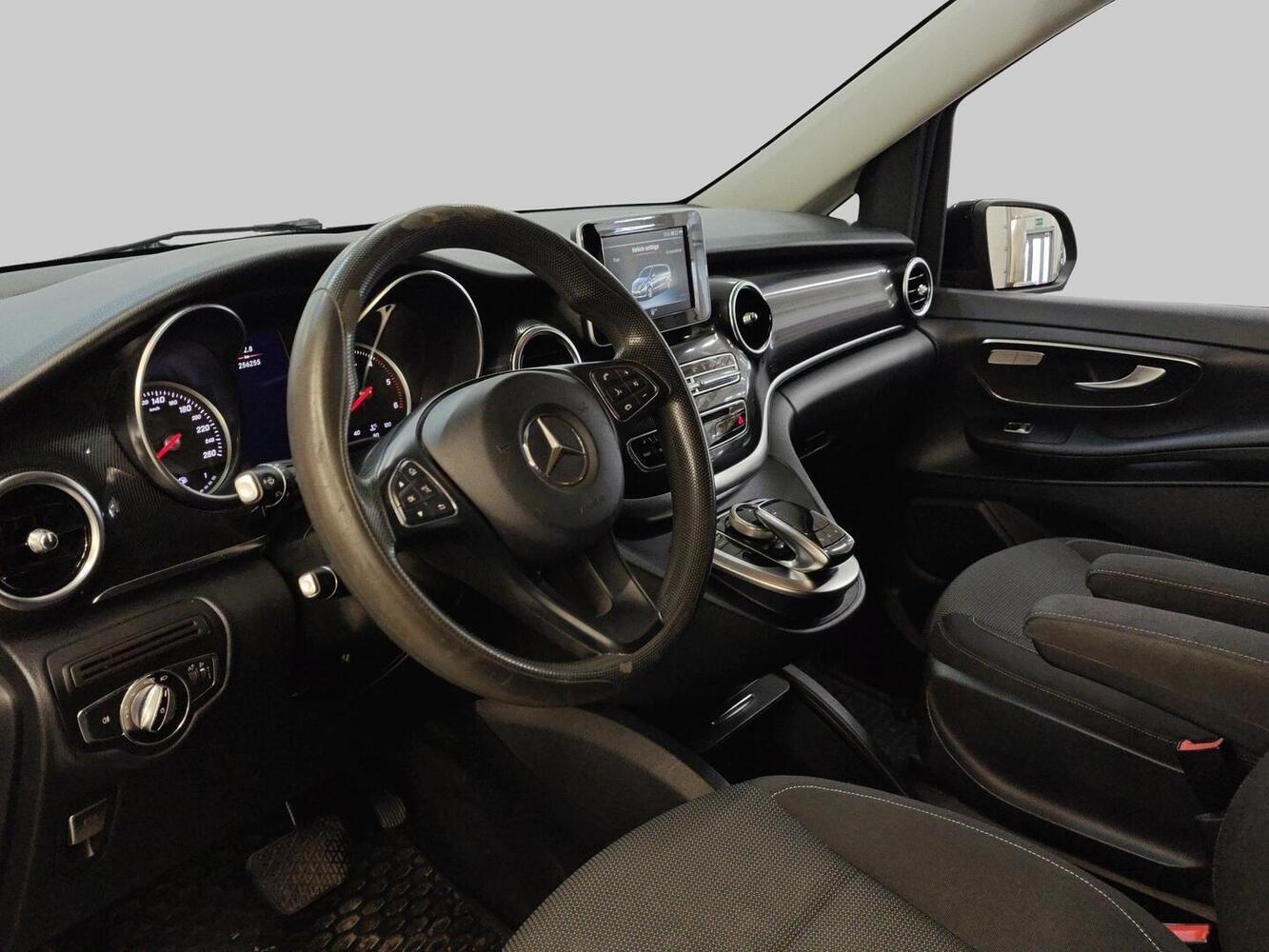 Mercedes-Benz V vaihtoauto