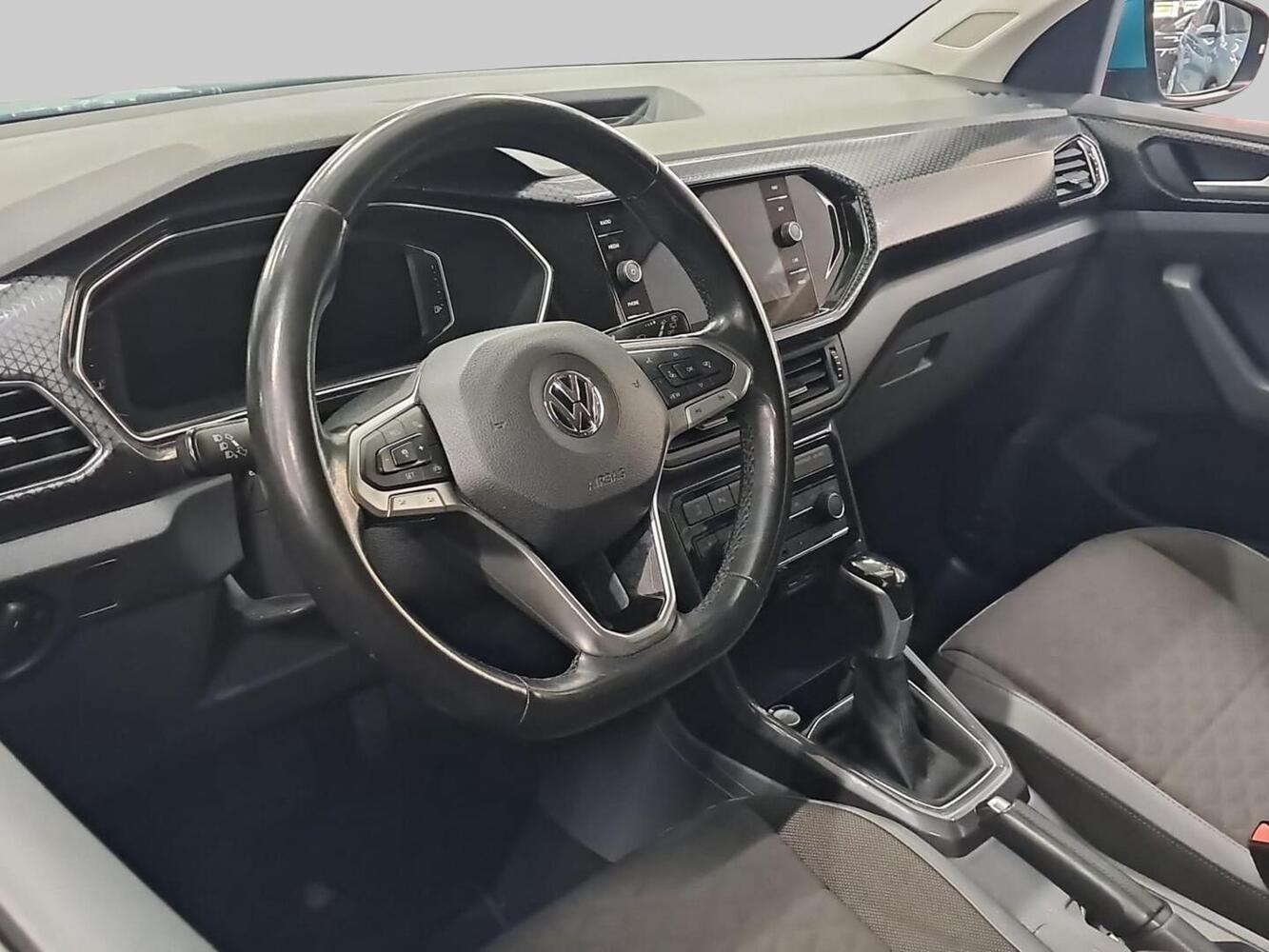 Volkswagen T-Cross vaihtoauto