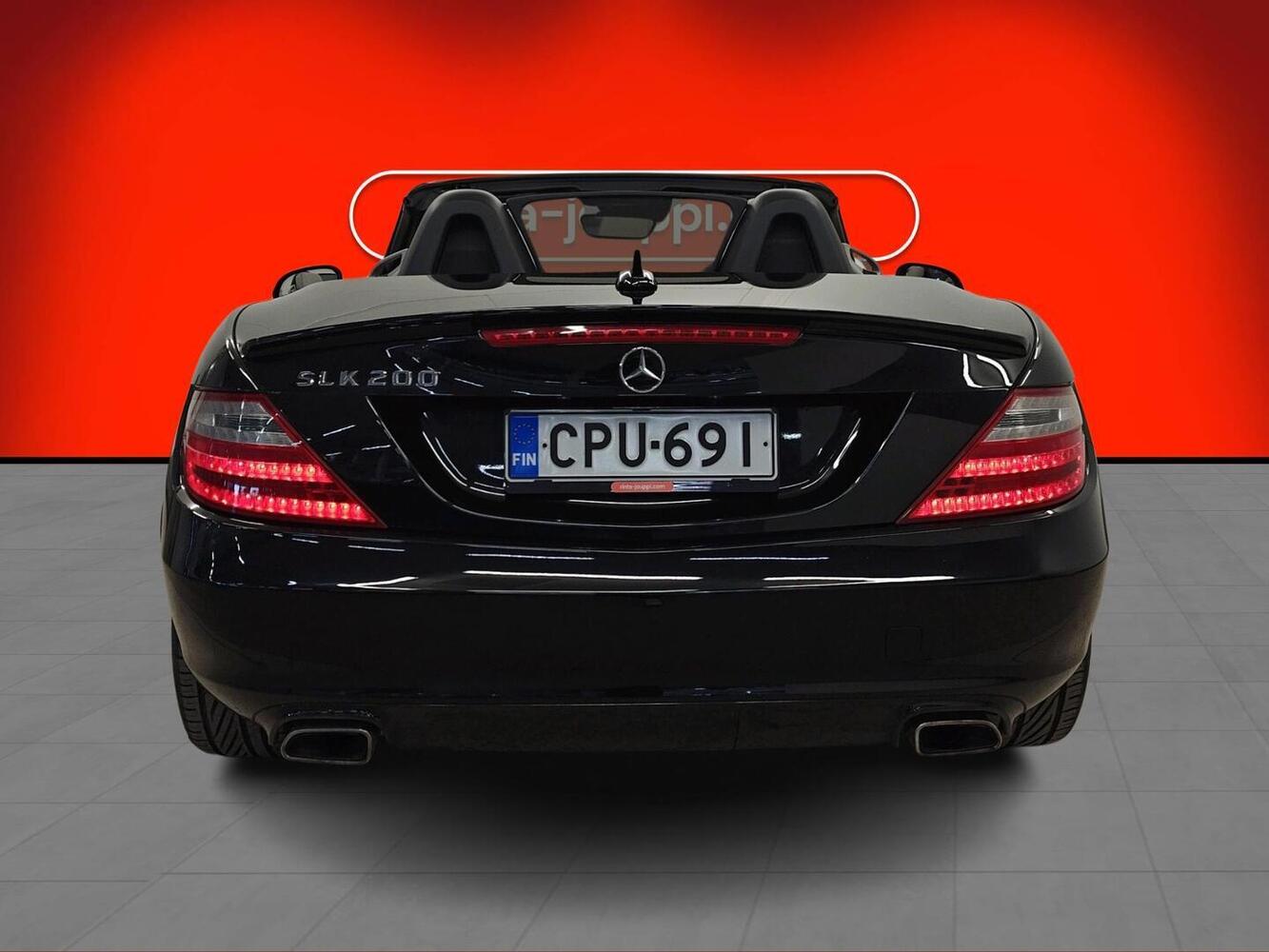 Mercedes-Benz SLK vaihtoauto