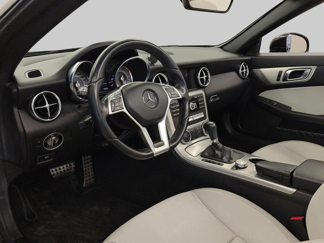 Mercedes-Benz SLK vaihtoauto