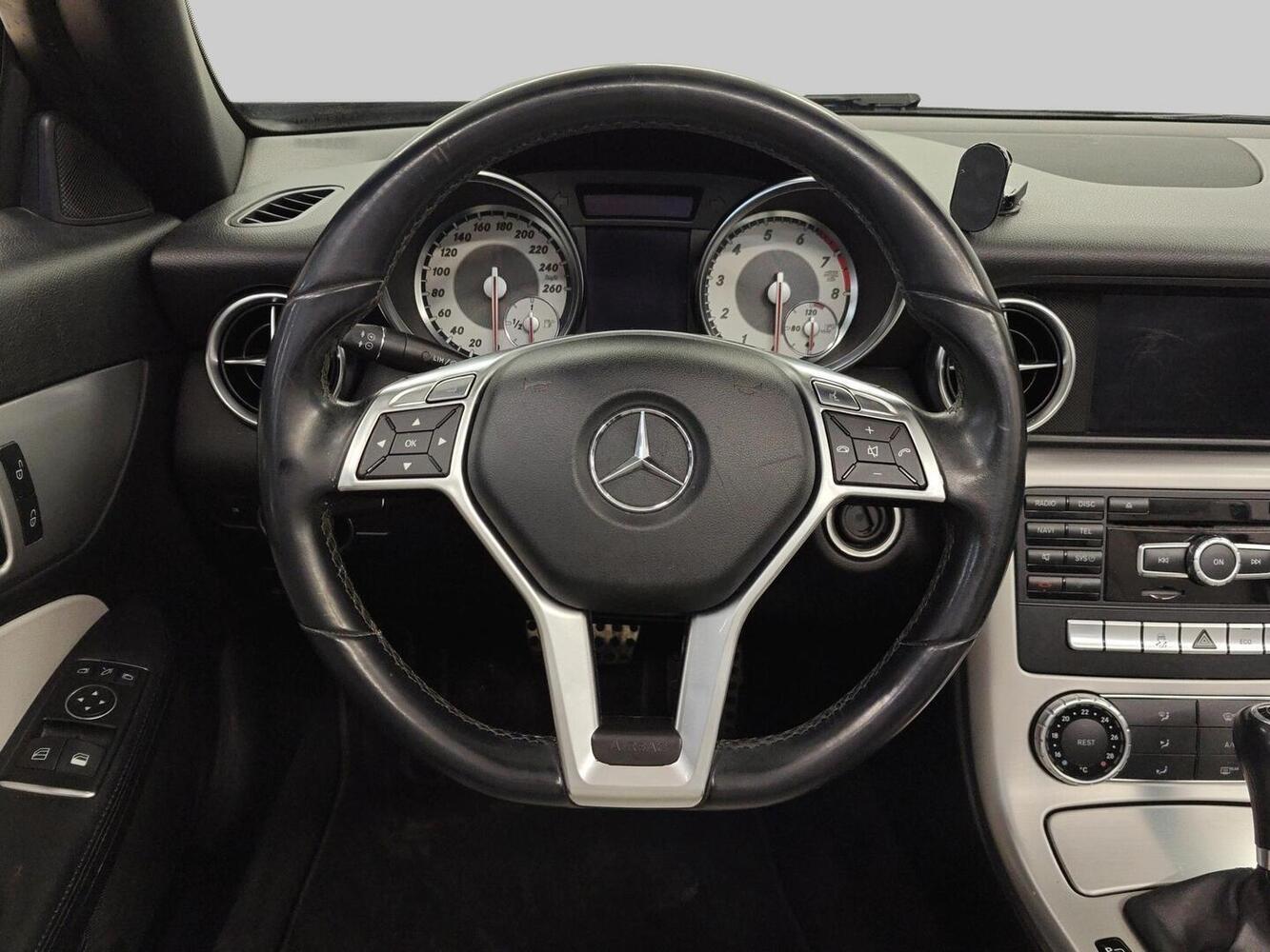 Mercedes-Benz SLK vaihtoauto