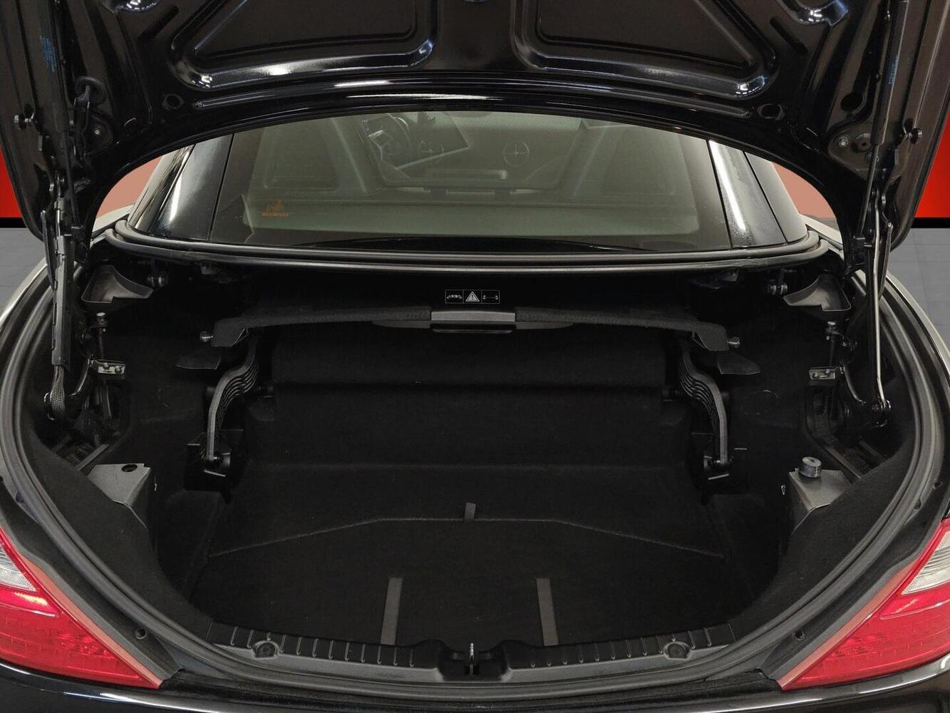Mercedes-Benz SLK vaihtoauto