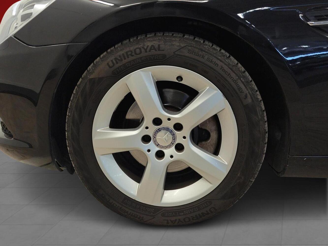 Mercedes-Benz SLK vaihtoauto