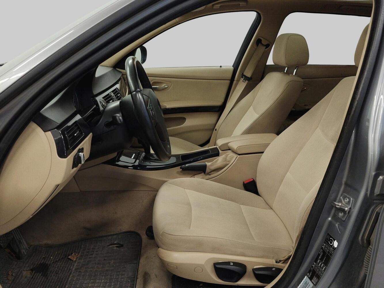 BMW 320 vaihtoauto