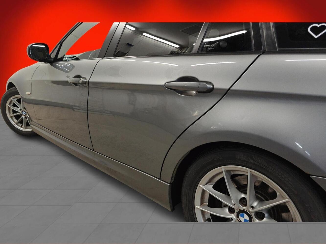 BMW 320 vaihtoauto