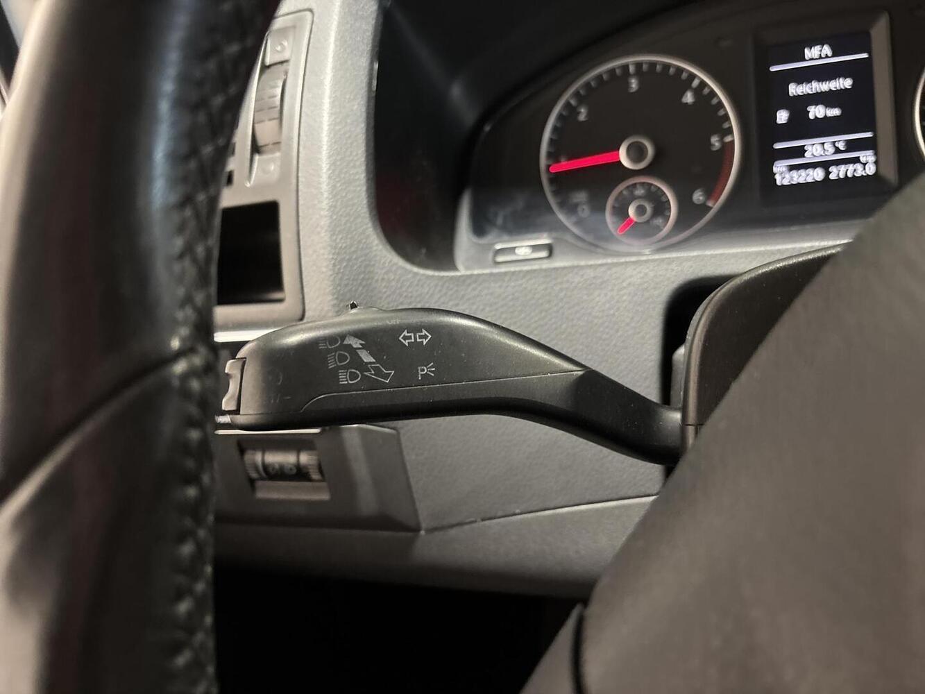 Volkswagen Caravelle vaihtoauto