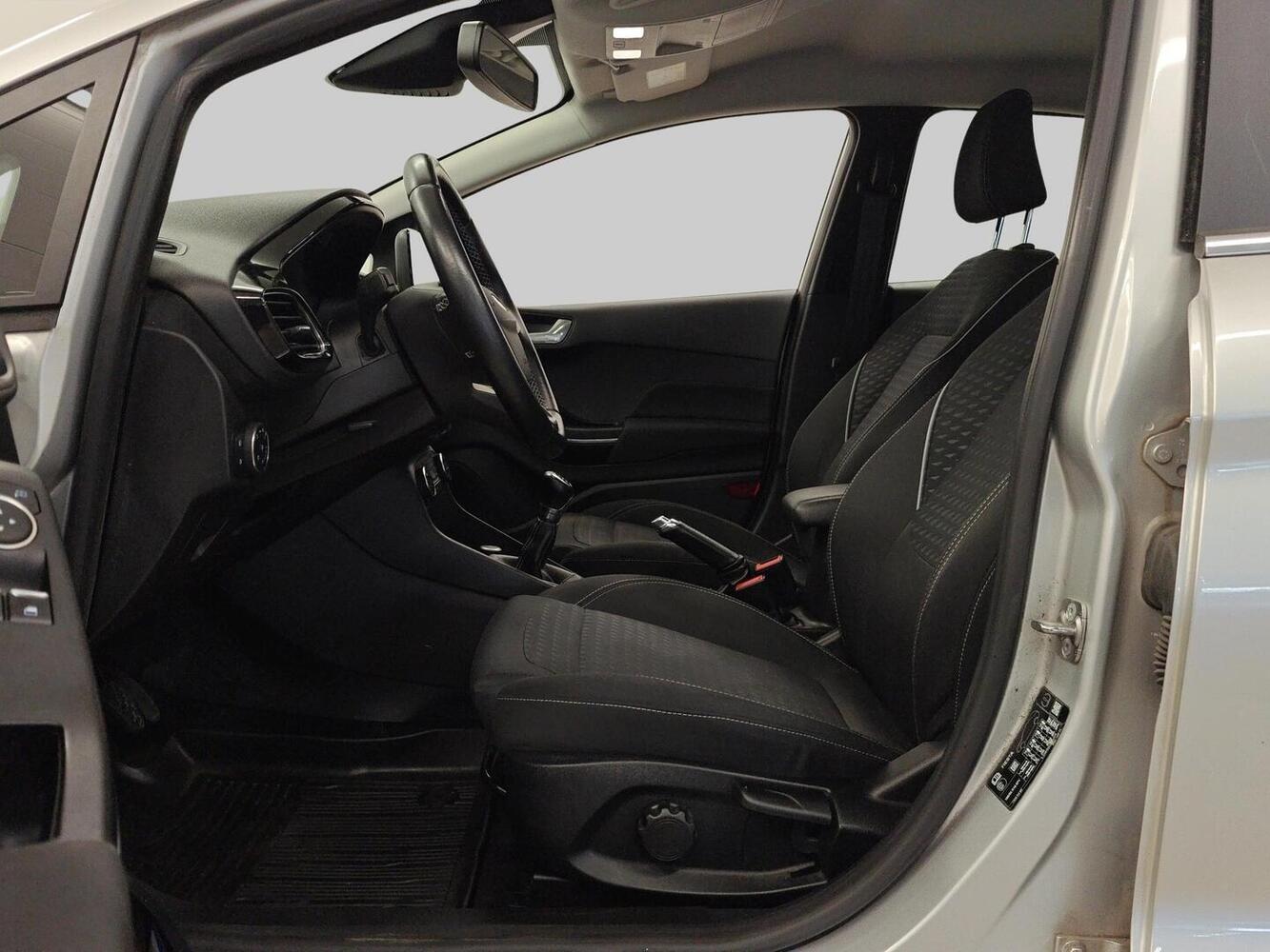 Ford Fiesta vaihtoauto