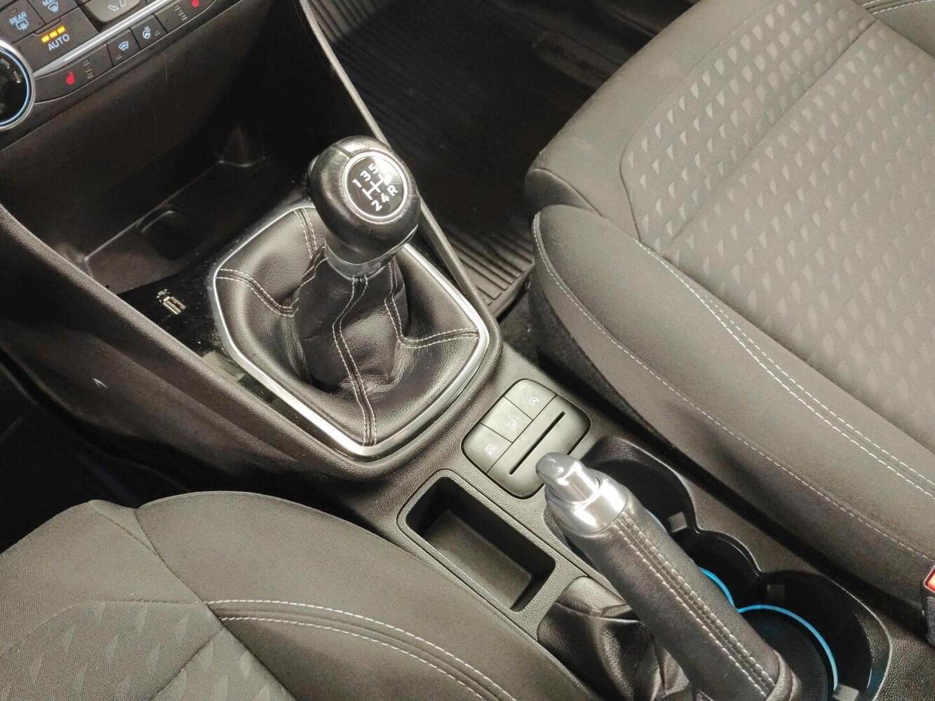 Ford Fiesta vaihtoauto