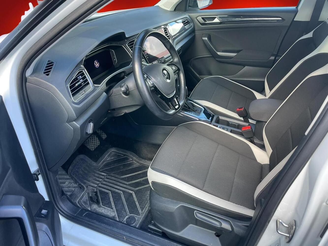Volkswagen T-Roc vaihtoauto
