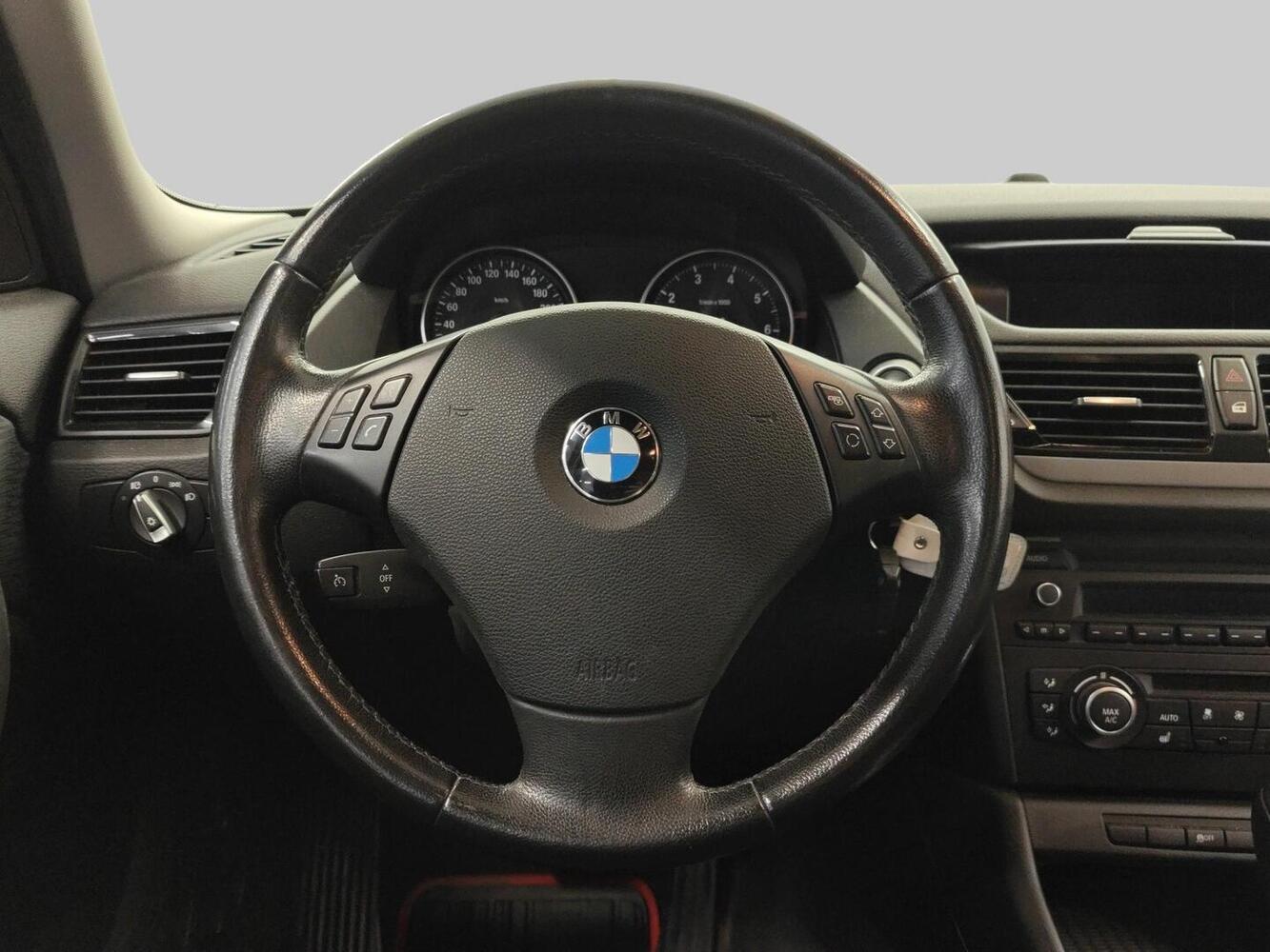 BMW X1 vaihtoauto