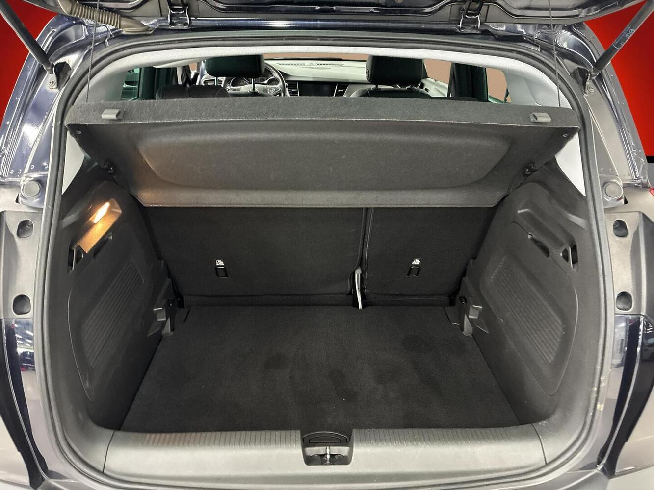 Opel Crossland X vaihtoauto