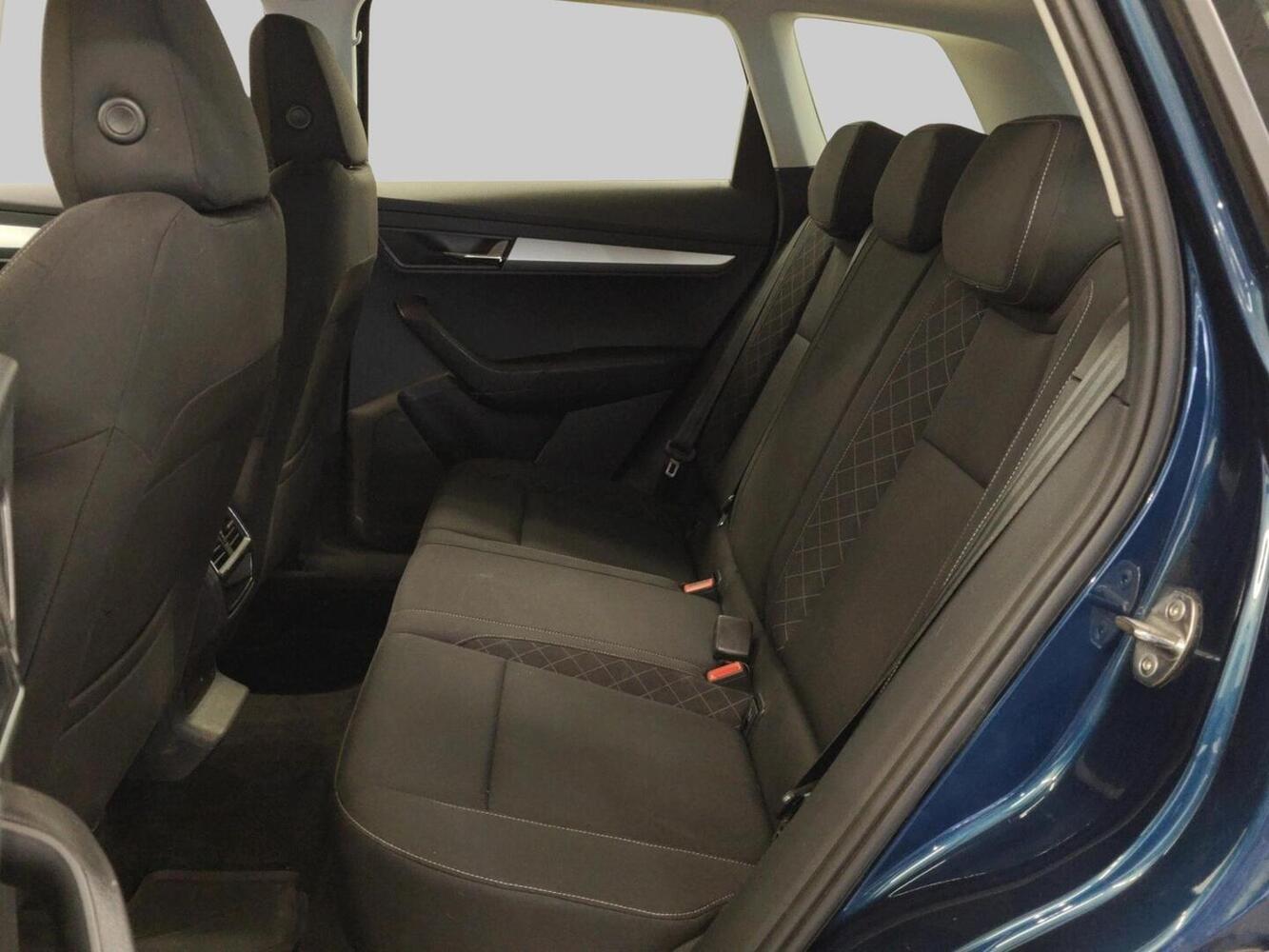 Skoda Karoq vaihtoauto