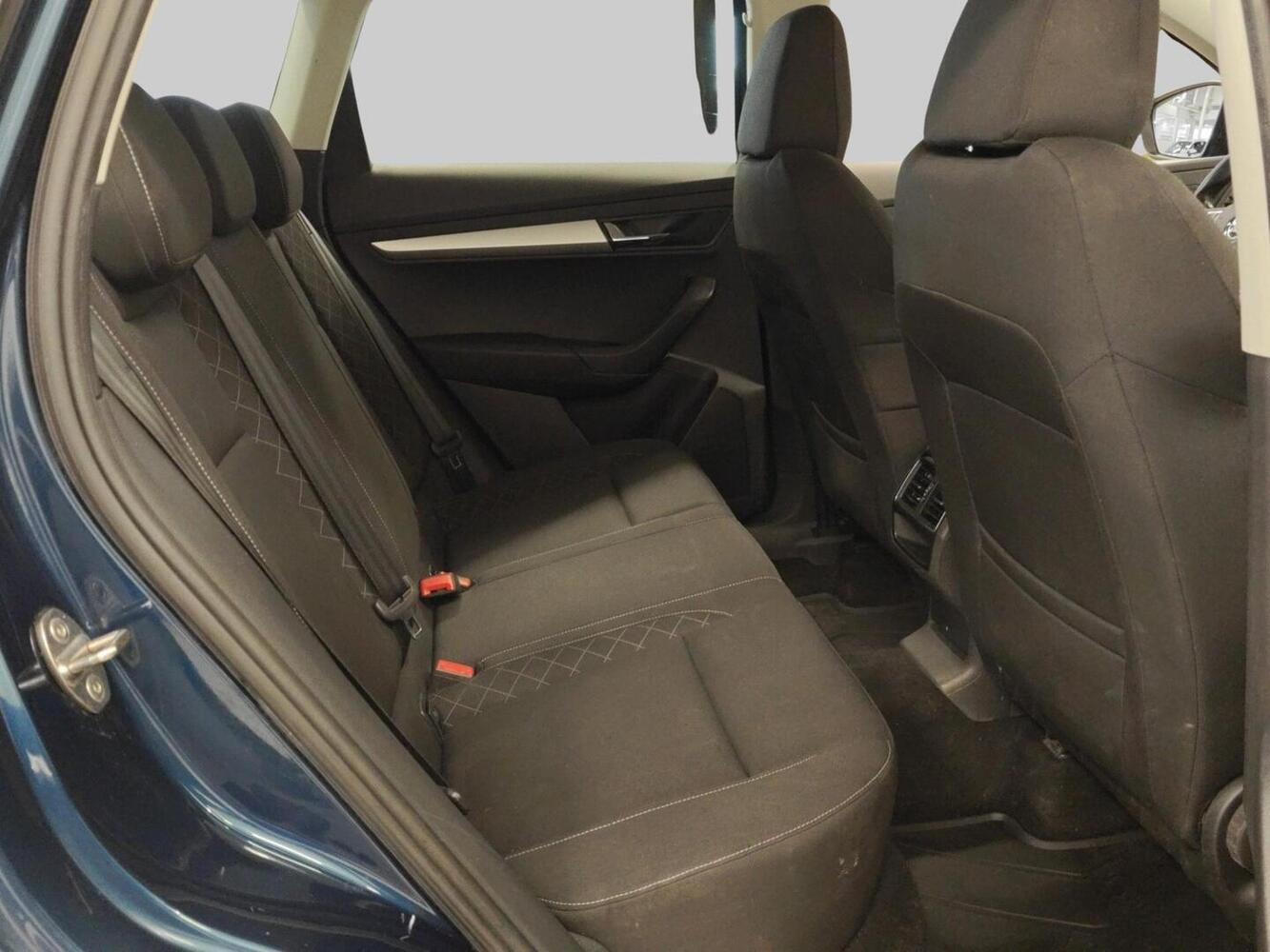 Skoda Karoq vaihtoauto