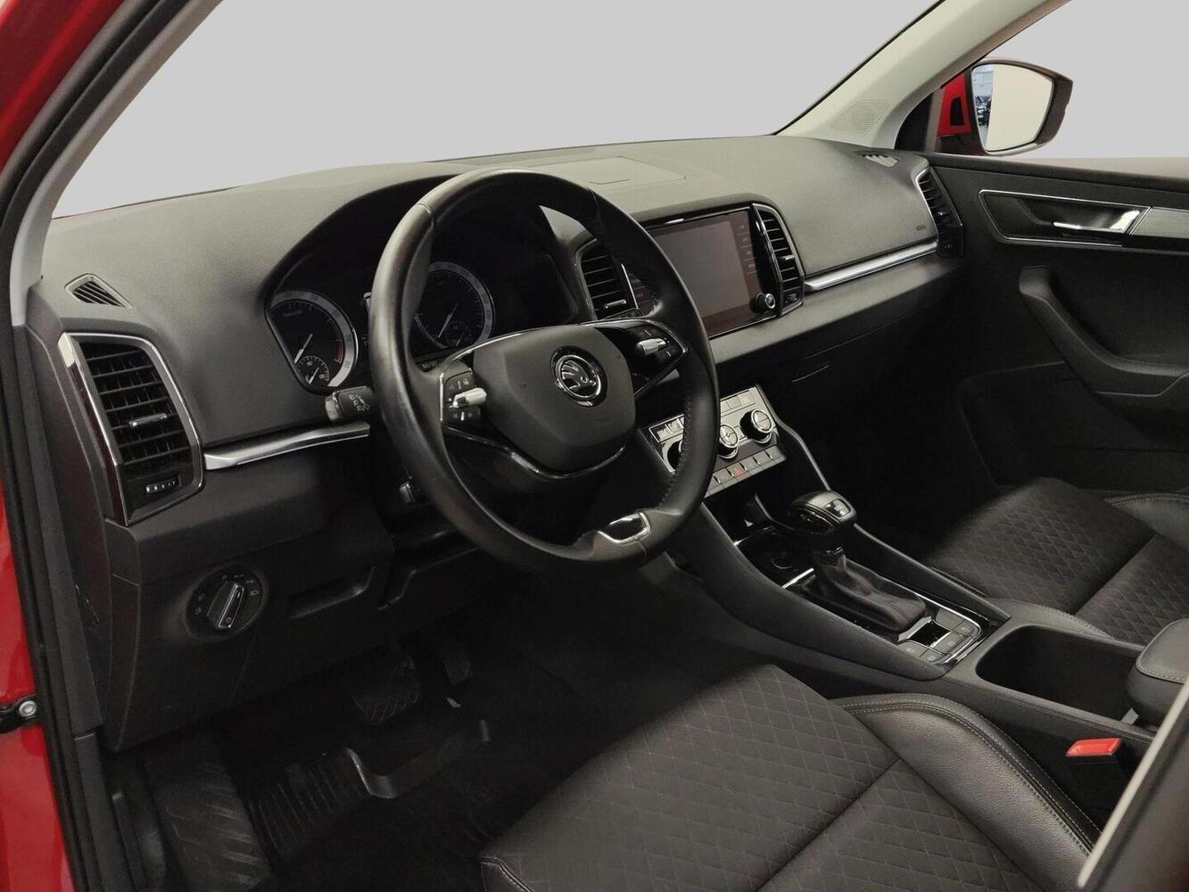 Skoda Karoq vaihtoauto
