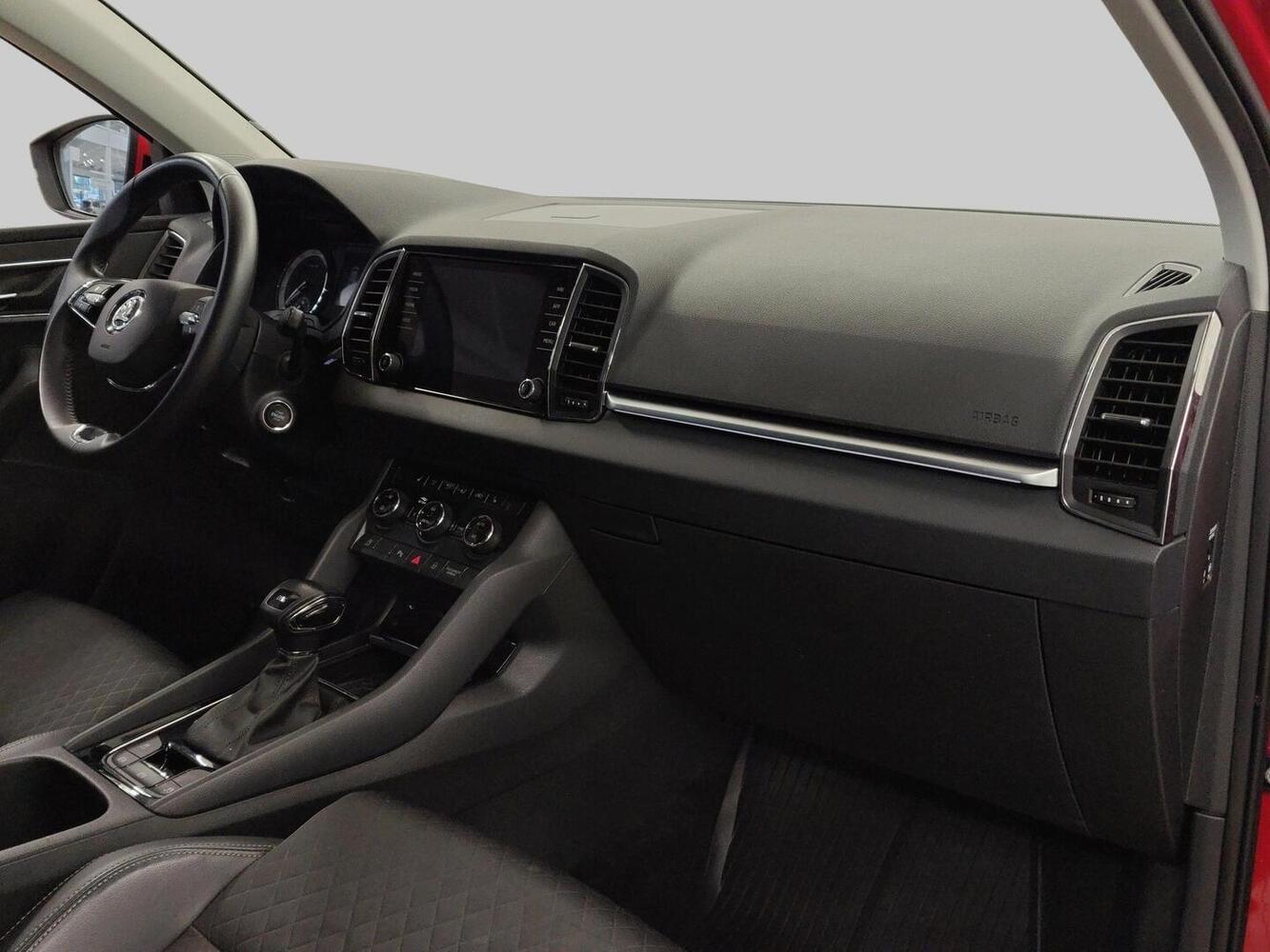 Skoda Karoq vaihtoauto