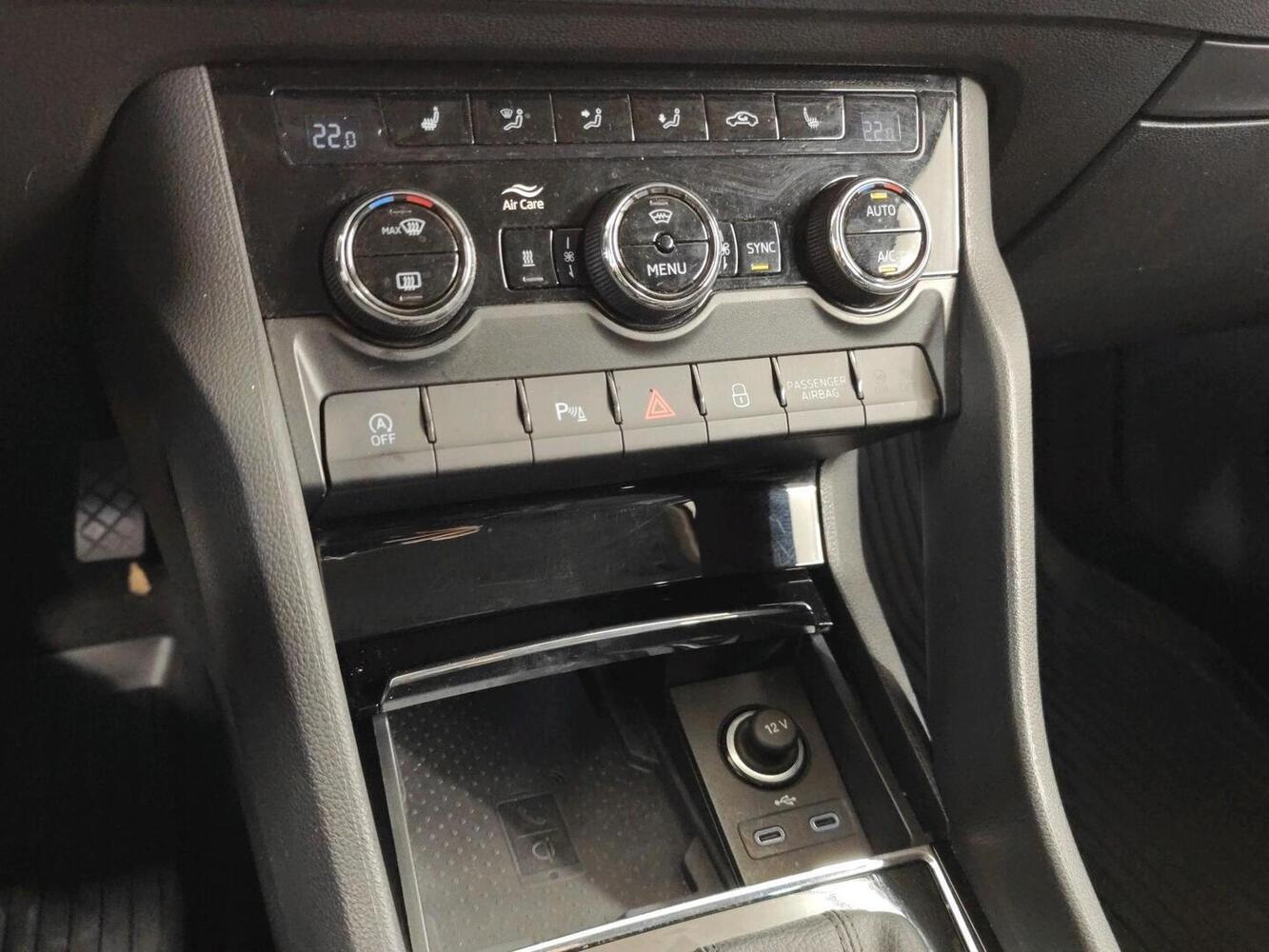 Skoda Karoq vaihtoauto