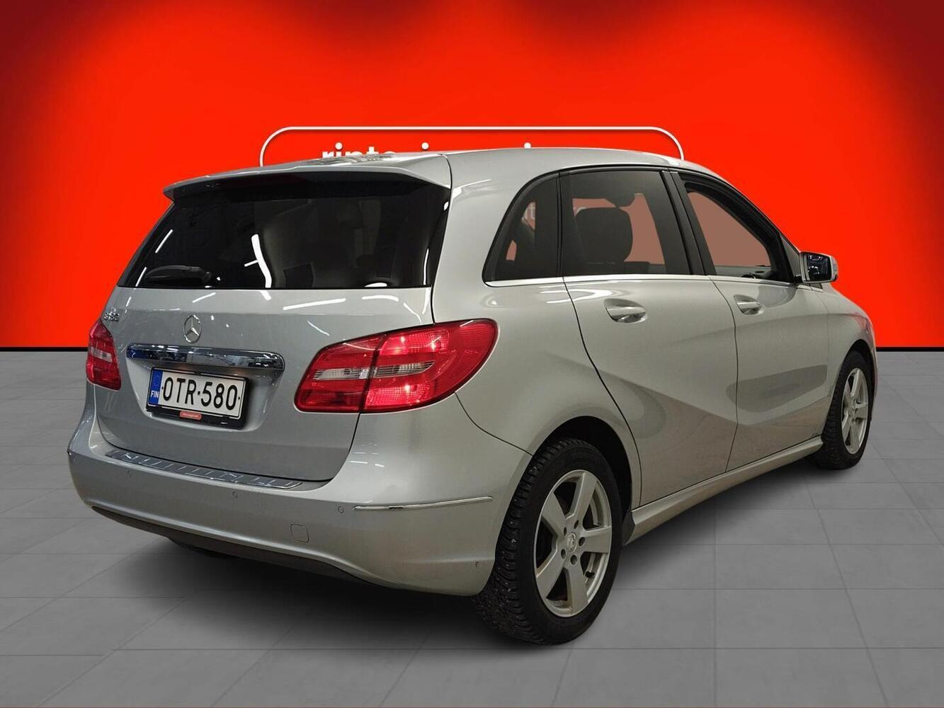 Mercedes-Benz B vaihtoauto