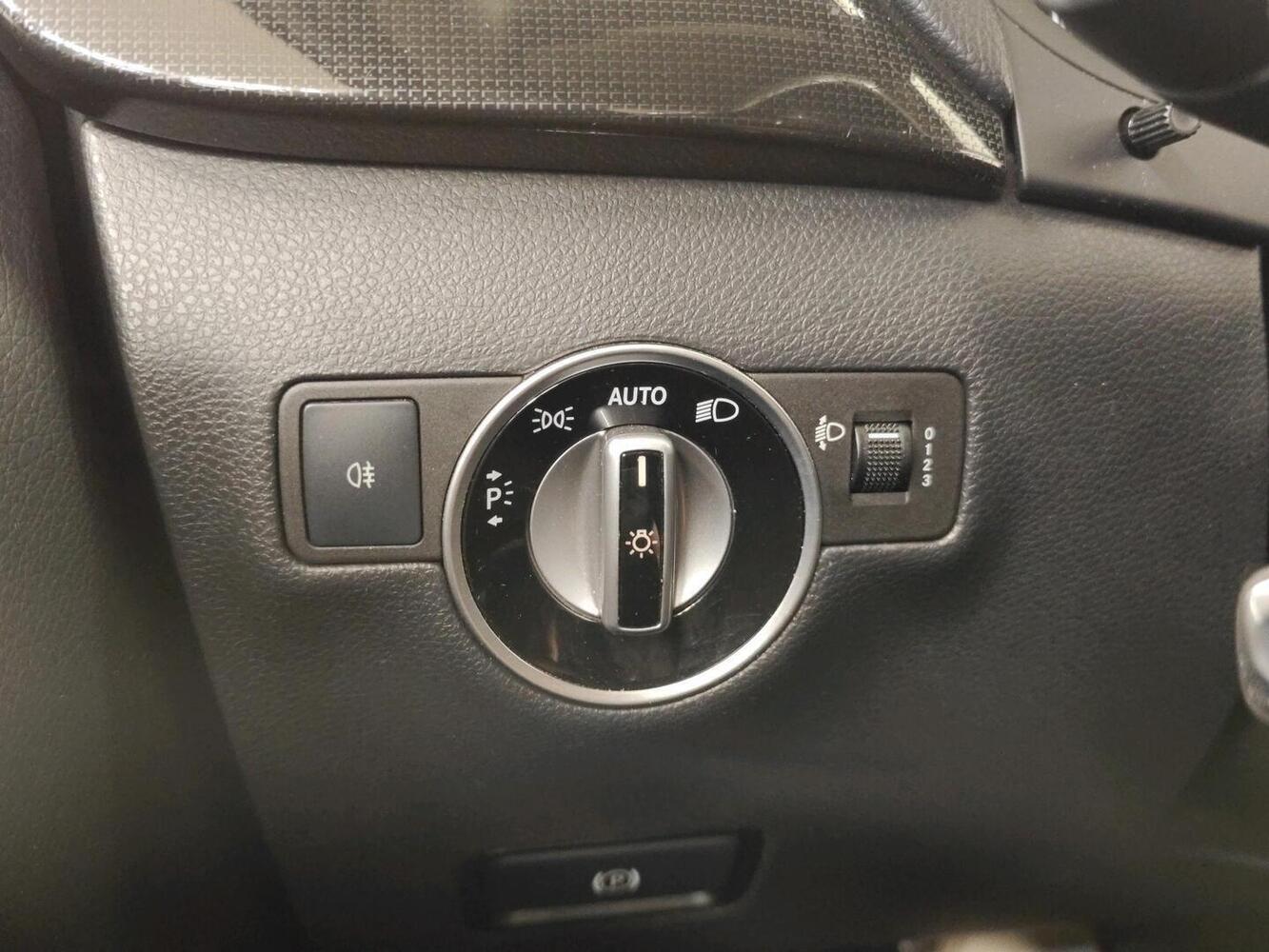 Mercedes-Benz B vaihtoauto