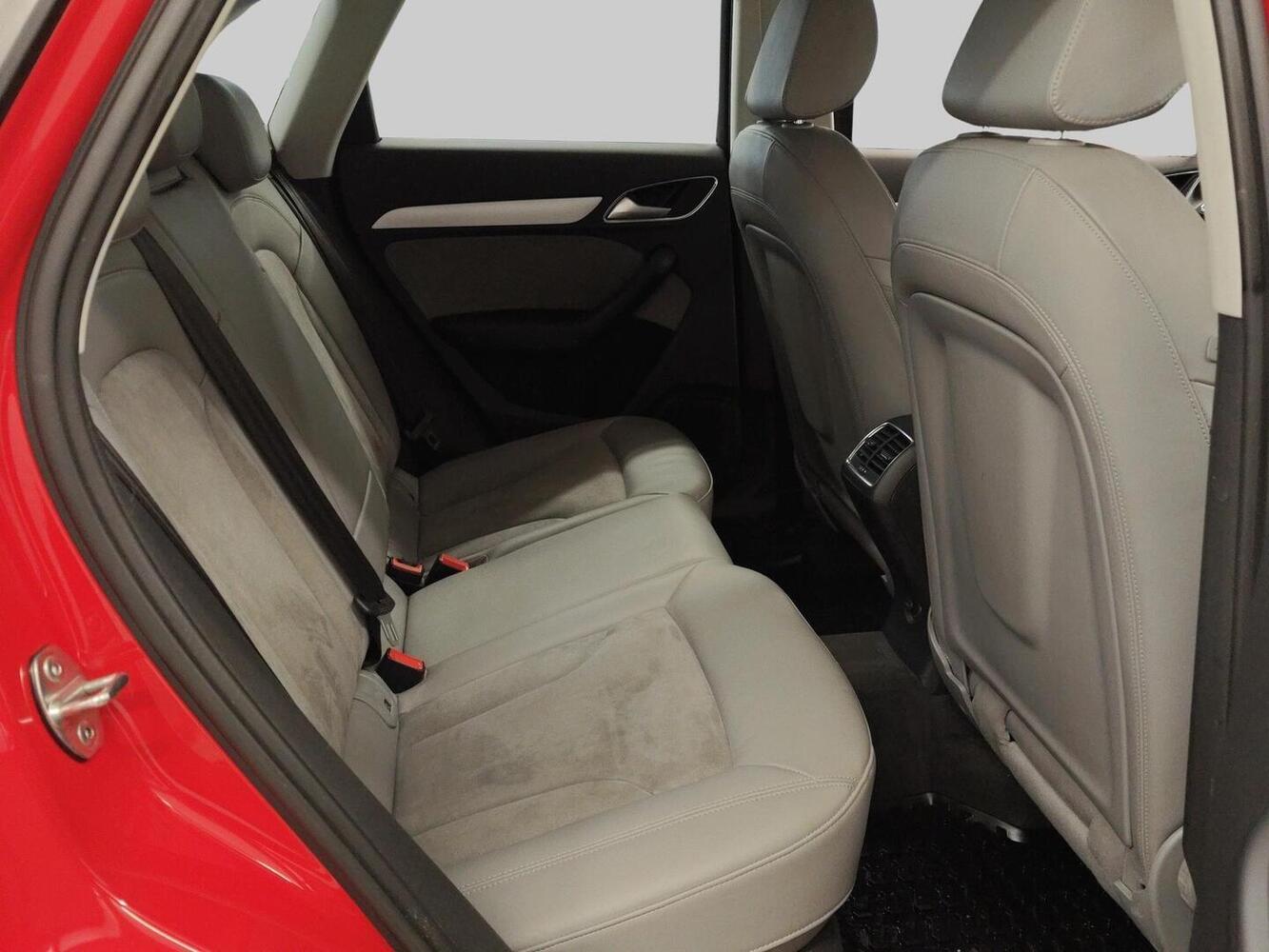 Audi Q3 vaihtoauto