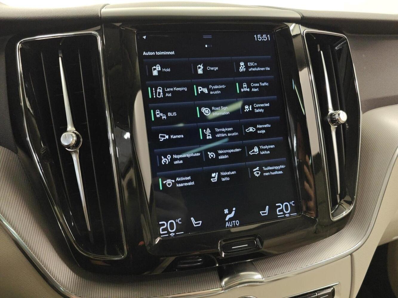 Volvo XC60 vaihtoauto