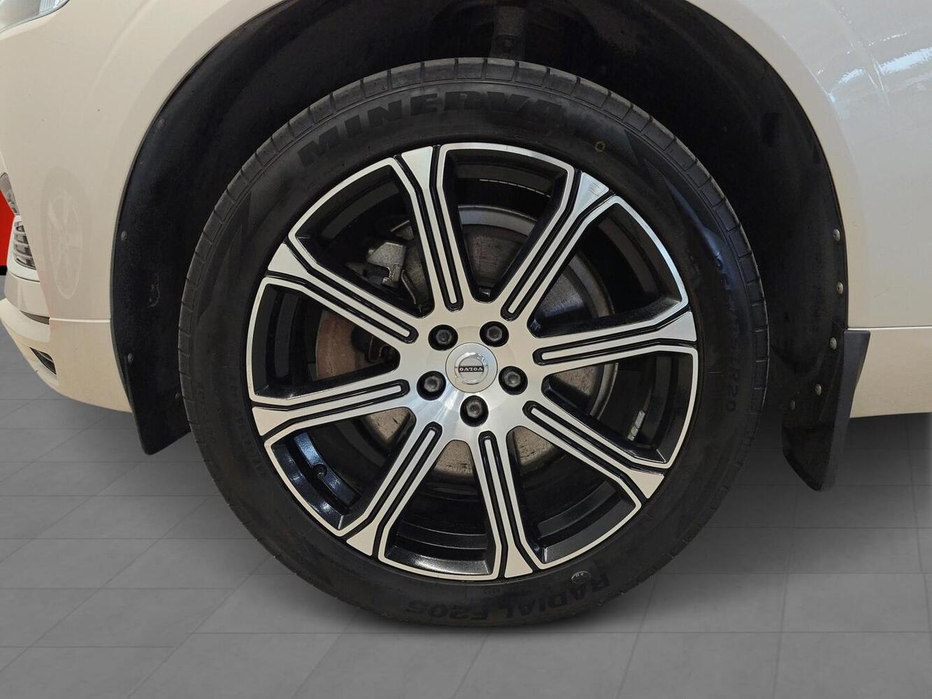 Volvo XC60 vaihtoauto