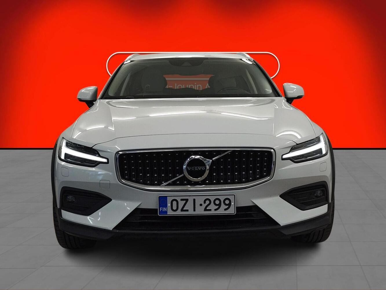 Volvo V60 Cross Country vaihtoauto