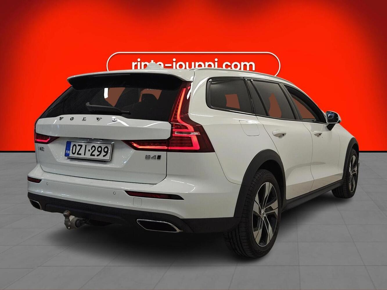Volvo V60 Cross Country vaihtoauto