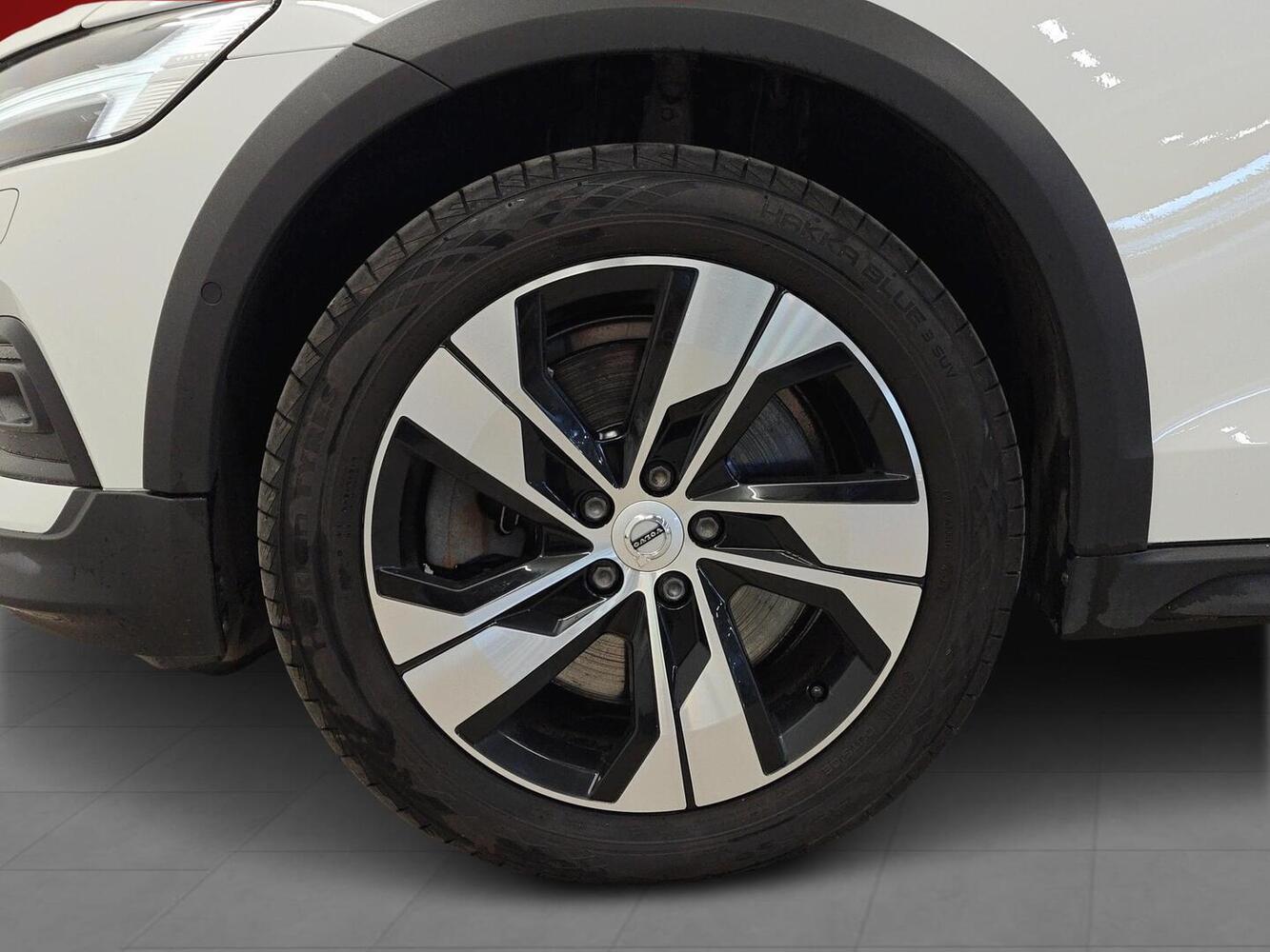 Volvo V60 Cross Country vaihtoauto