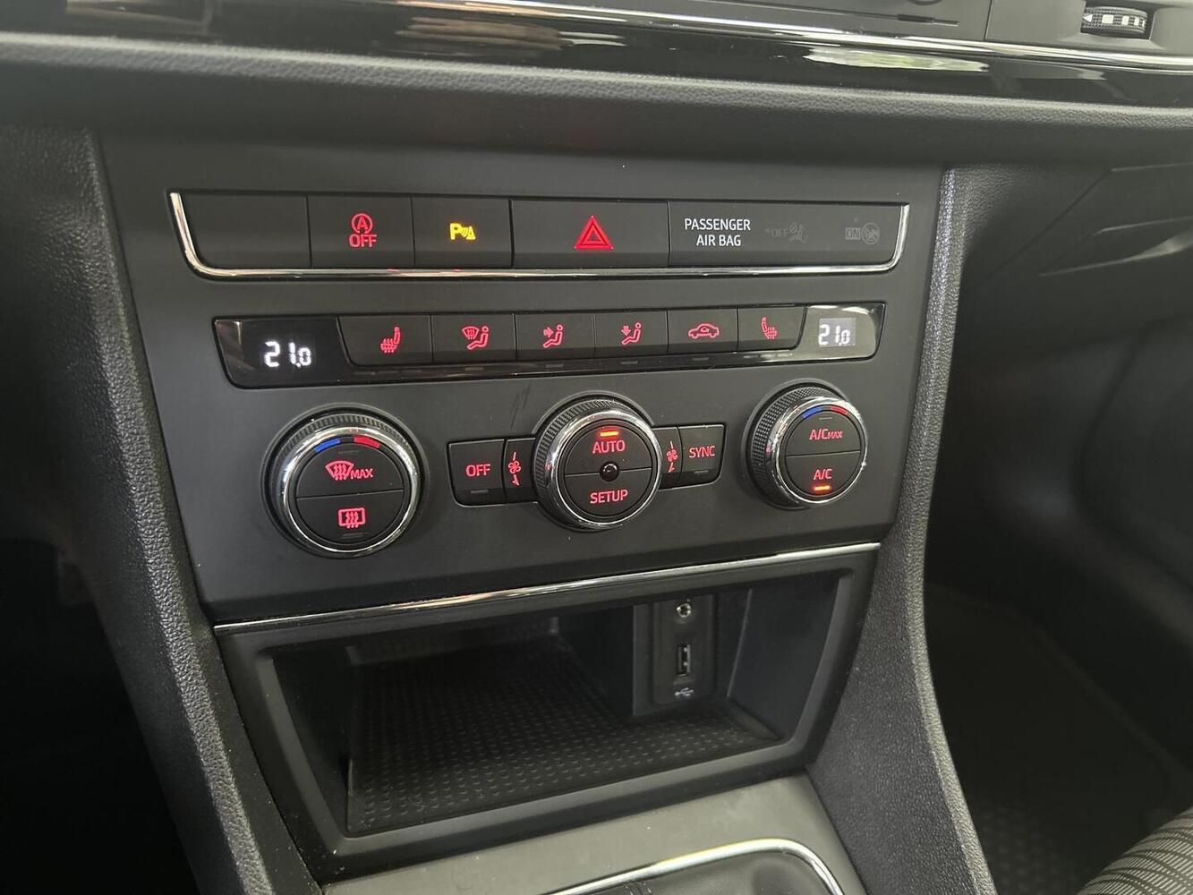 SEAT Leon ST vaihtoauto