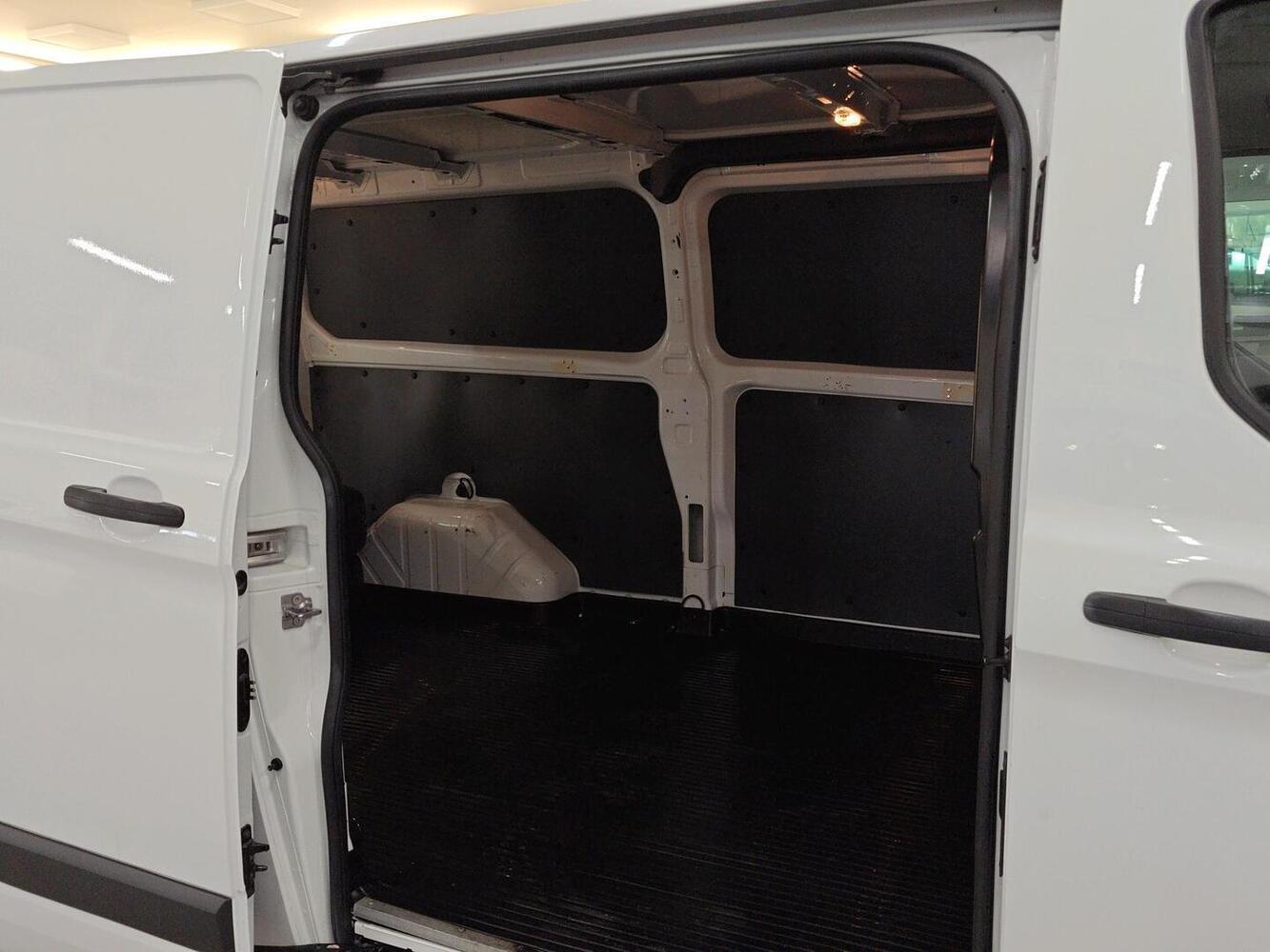 Ford Transit Custom vaihtoauto