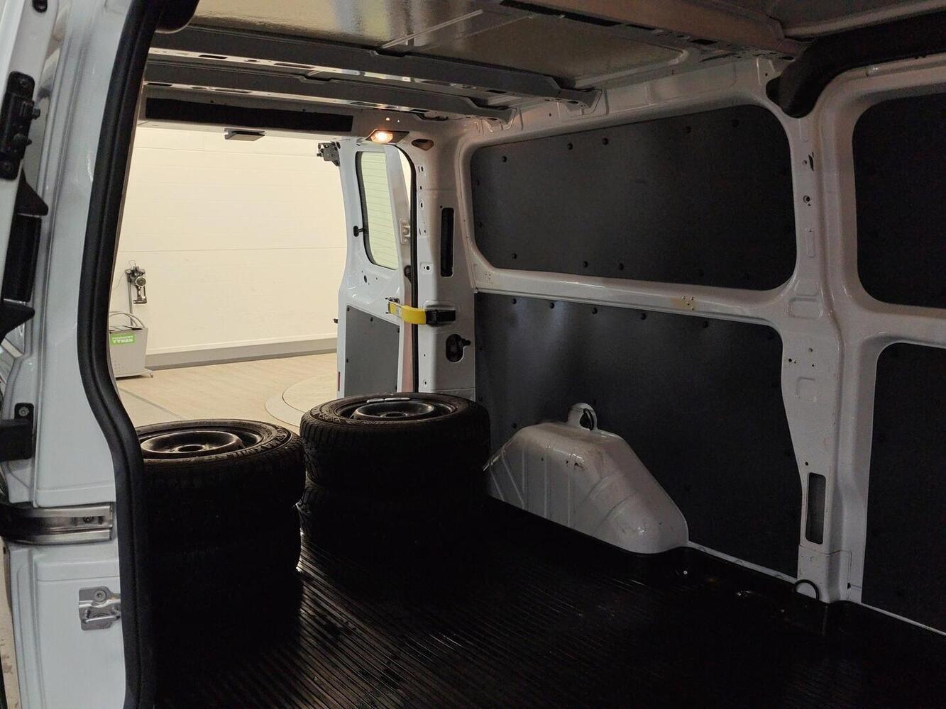 Ford Transit Custom vaihtoauto
