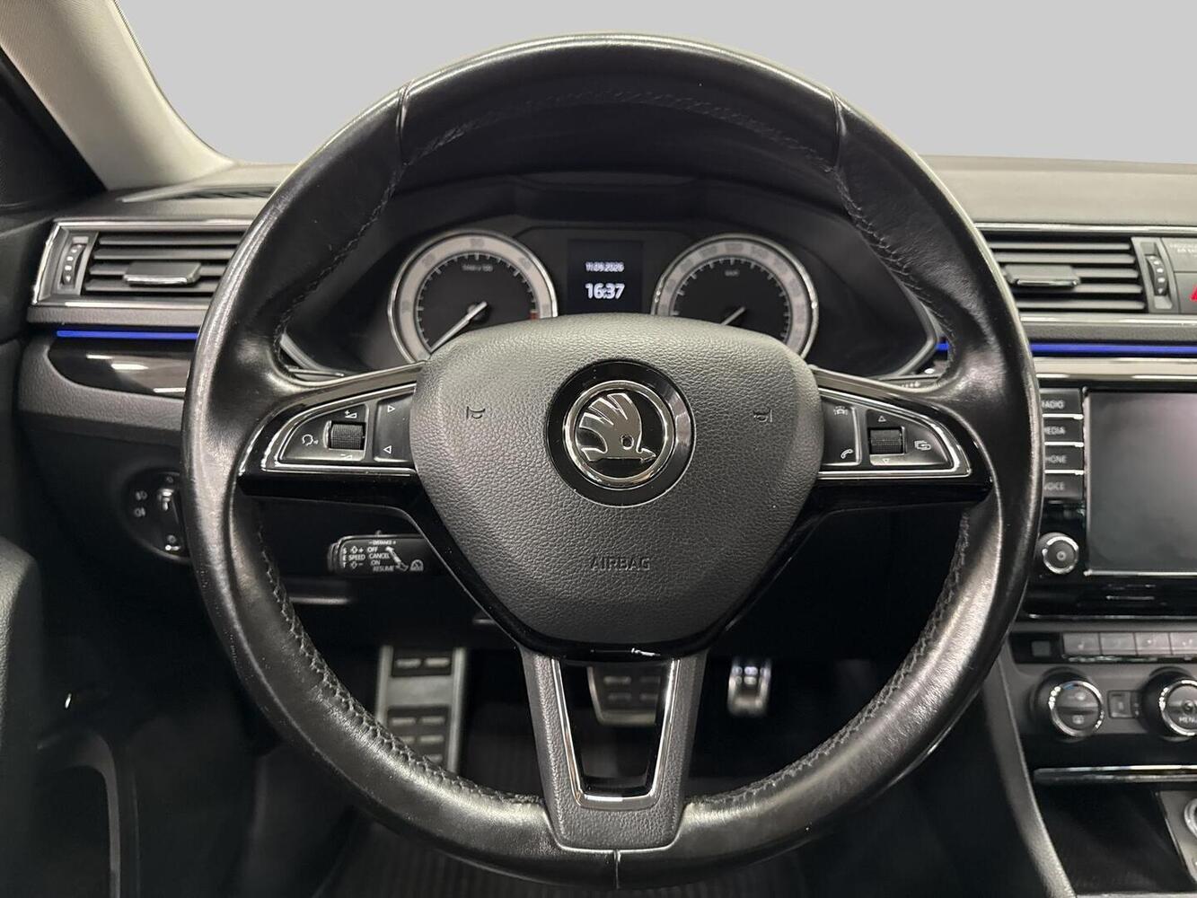 Skoda Superb vaihtoauto