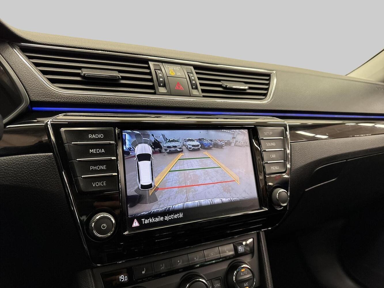 Skoda Superb vaihtoauto