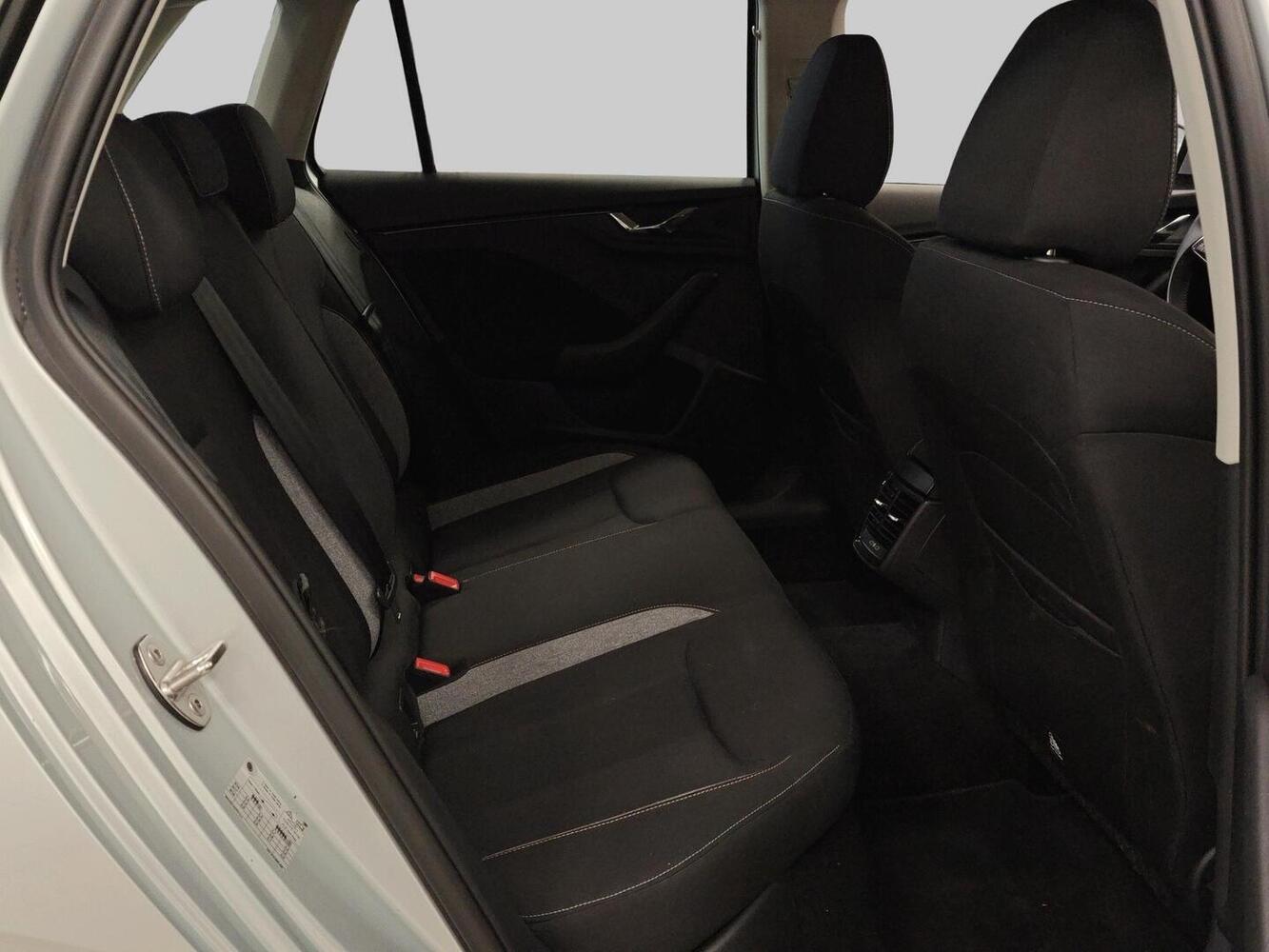 Skoda Kamiq vaihtoauto