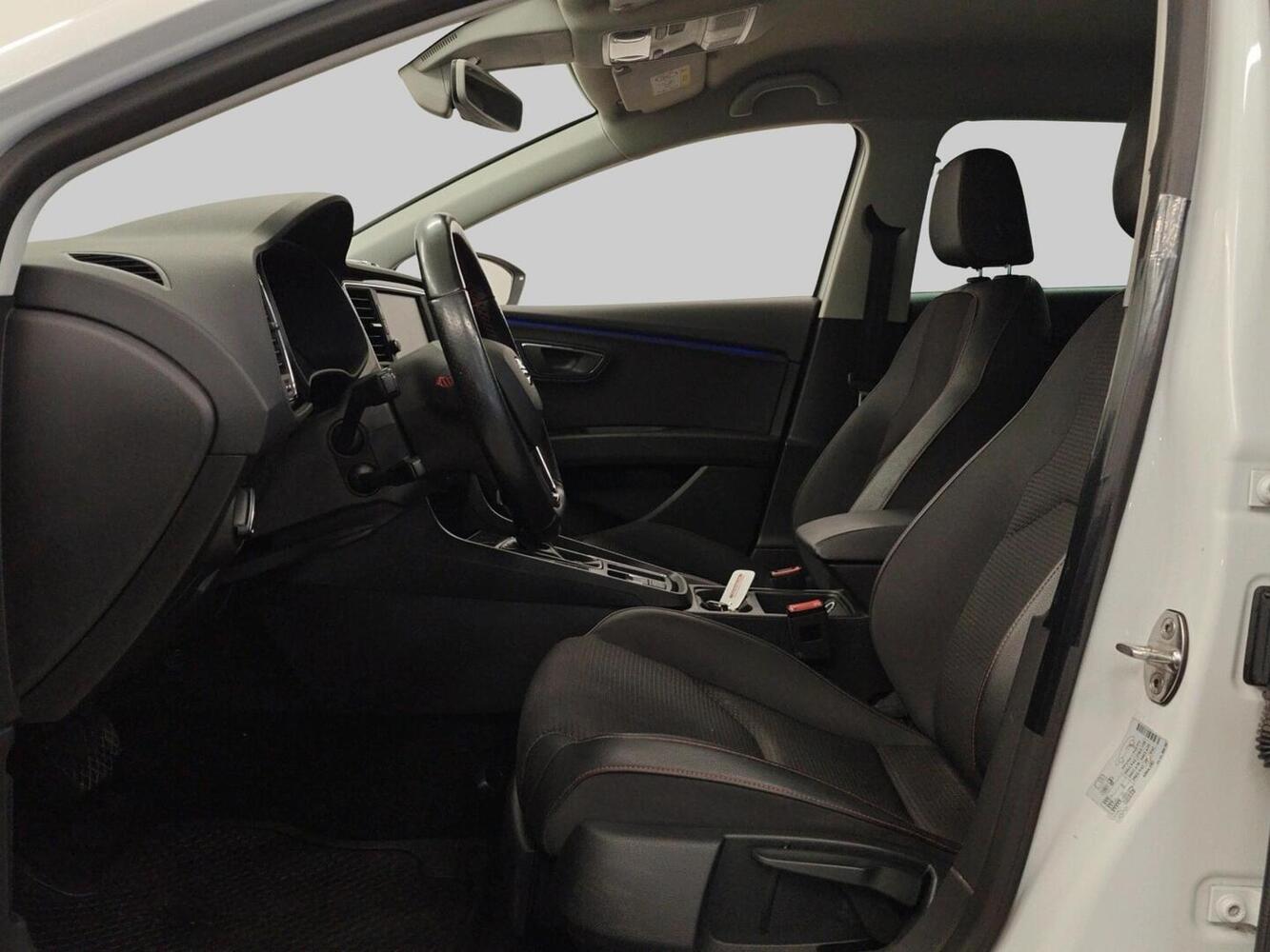 SEAT Leon ST vaihtoauto