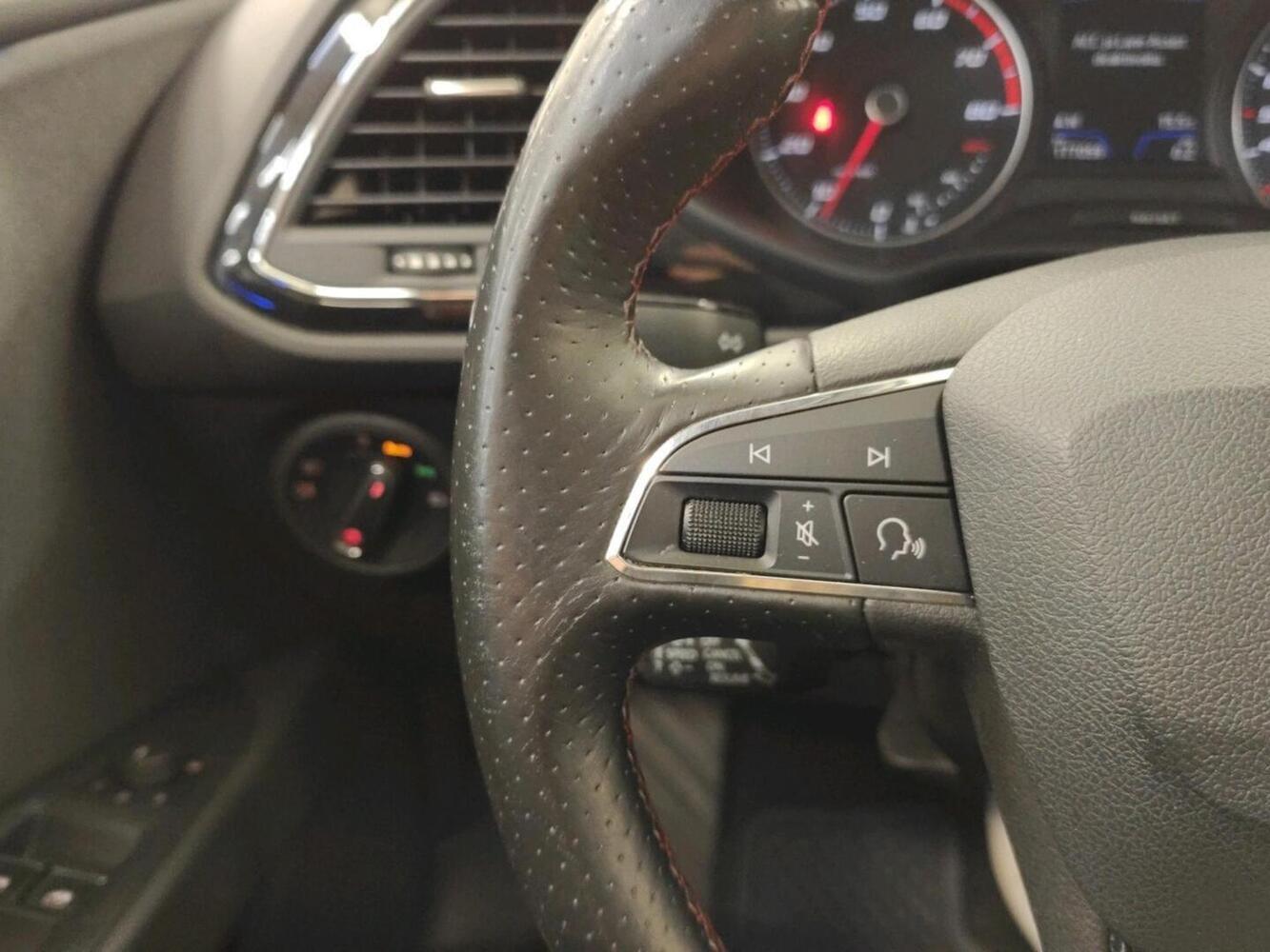 SEAT Leon ST vaihtoauto