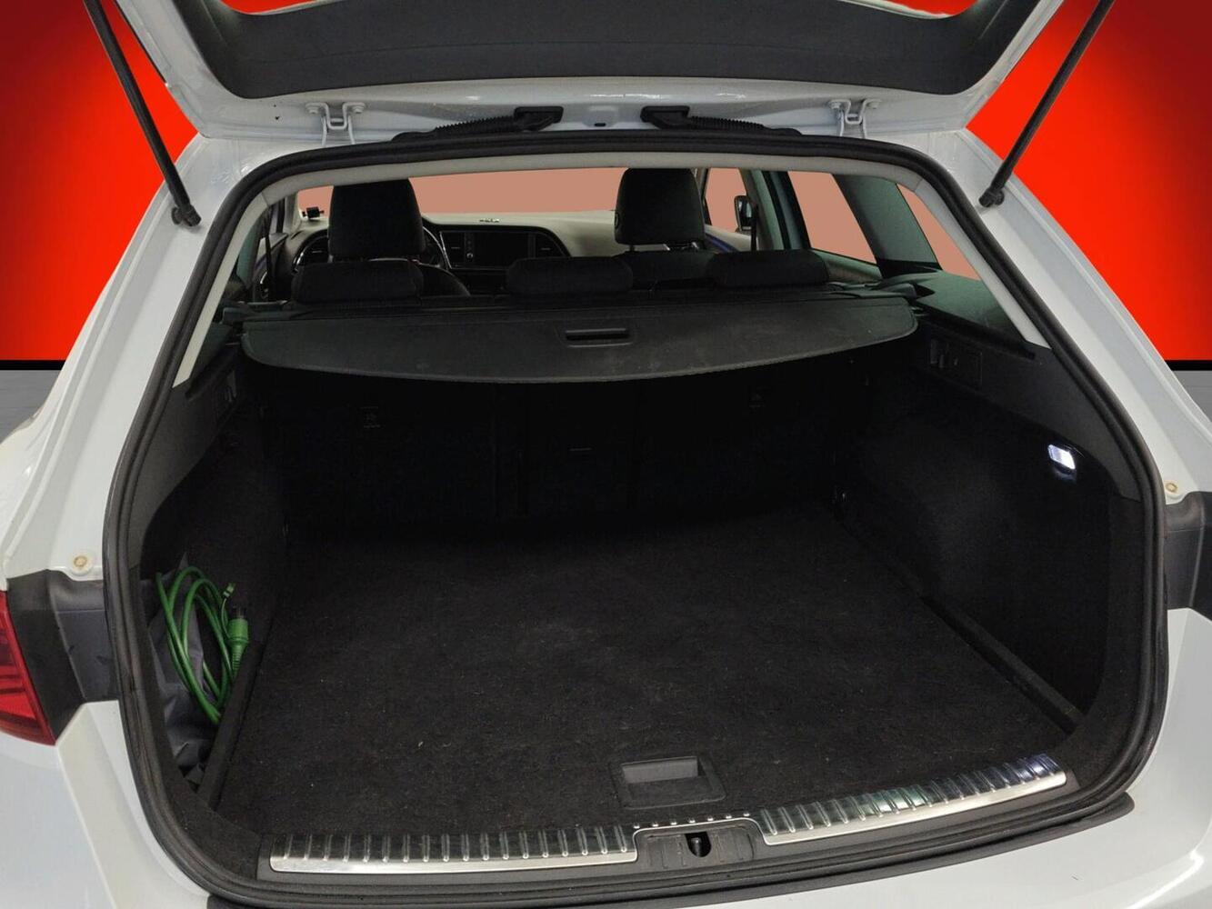 SEAT Leon ST vaihtoauto
